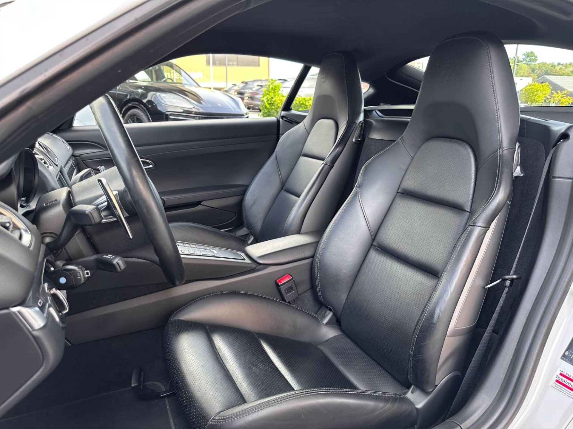 PORSCHE Cayman S-image-4