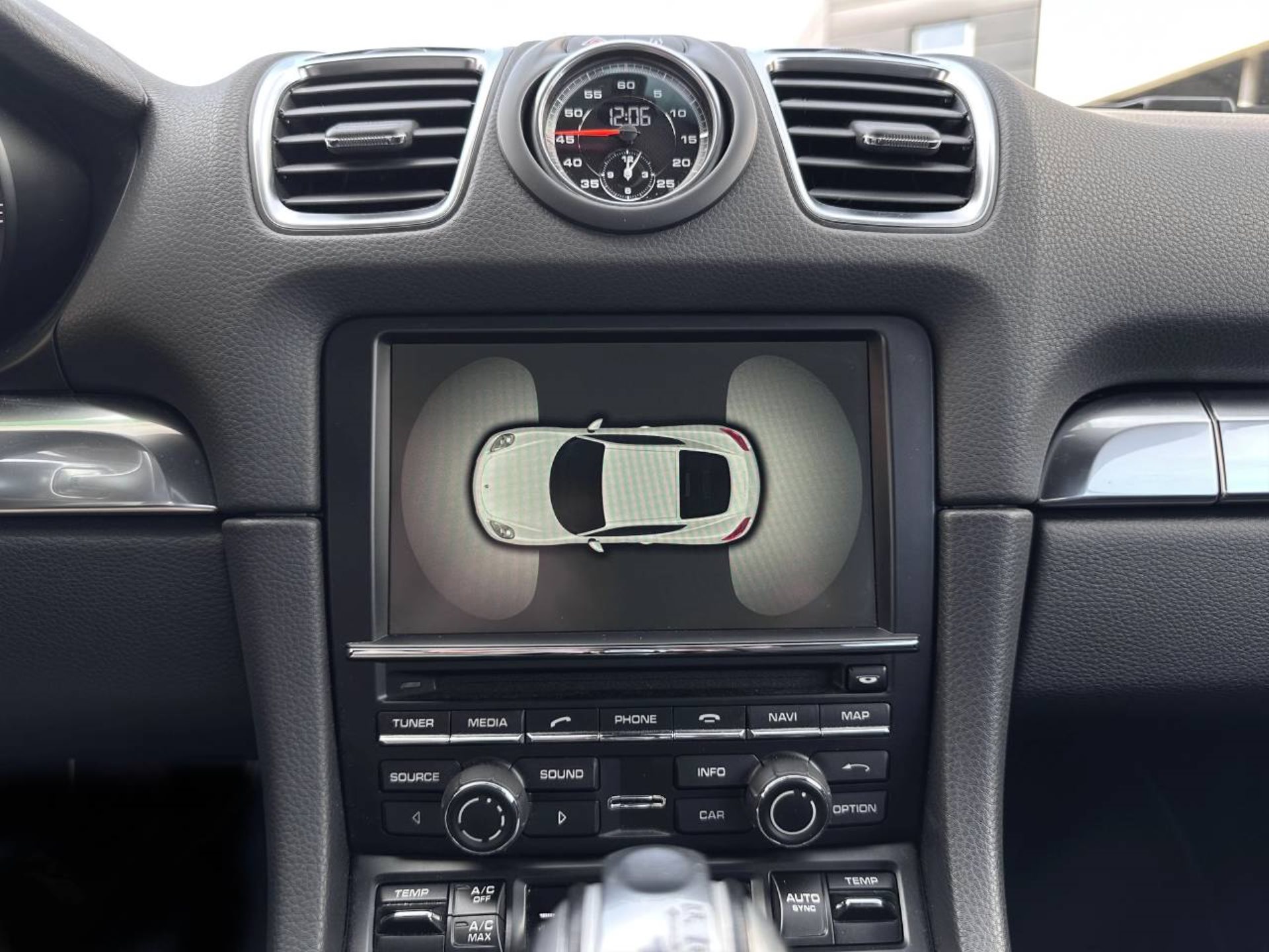 PORSCHE Cayman S-image-17