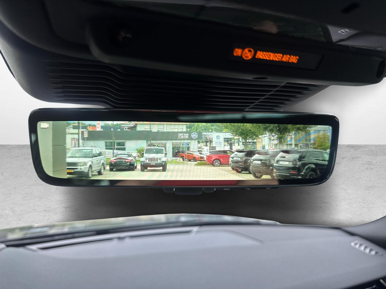 LAND ROVER Range Rover Evoque 1.5 T 270e Hoxton Edition - Ruote invernali incluse-image-15