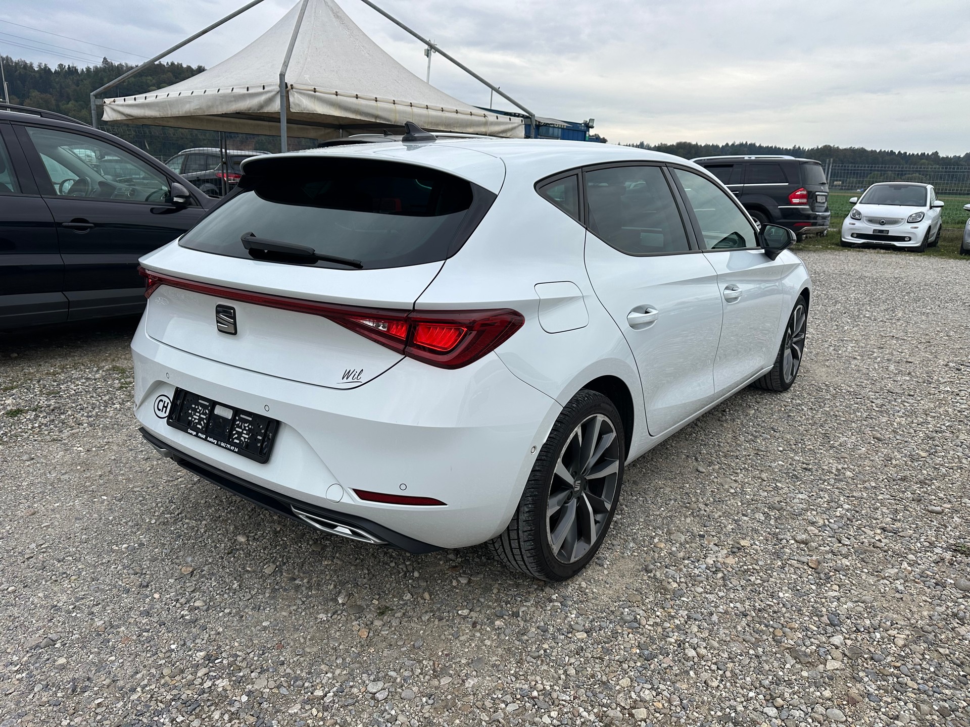 SEAT Leon 2.0 TDI EVO DSG FR-image-3