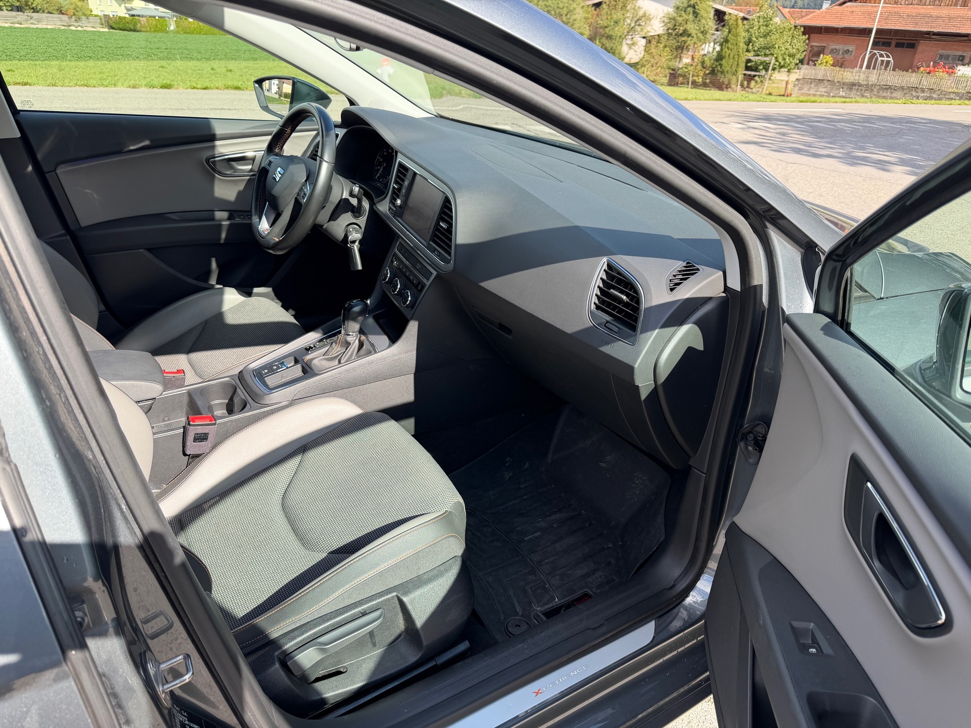 SEAT Leon ST 1.8 TSI X-Perience 4Drive DSG-image-10