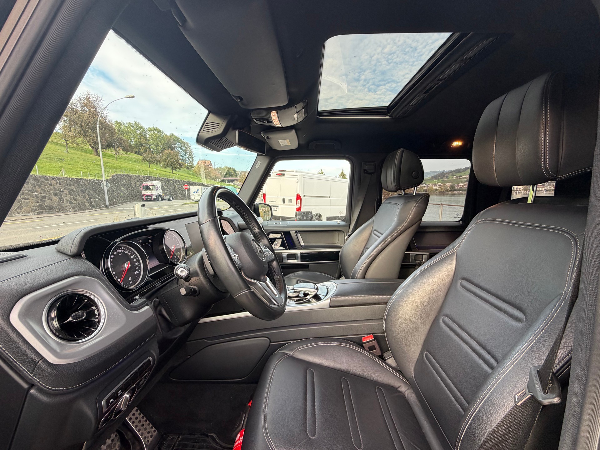 MERCEDES-BENZ G 350 d-image-4