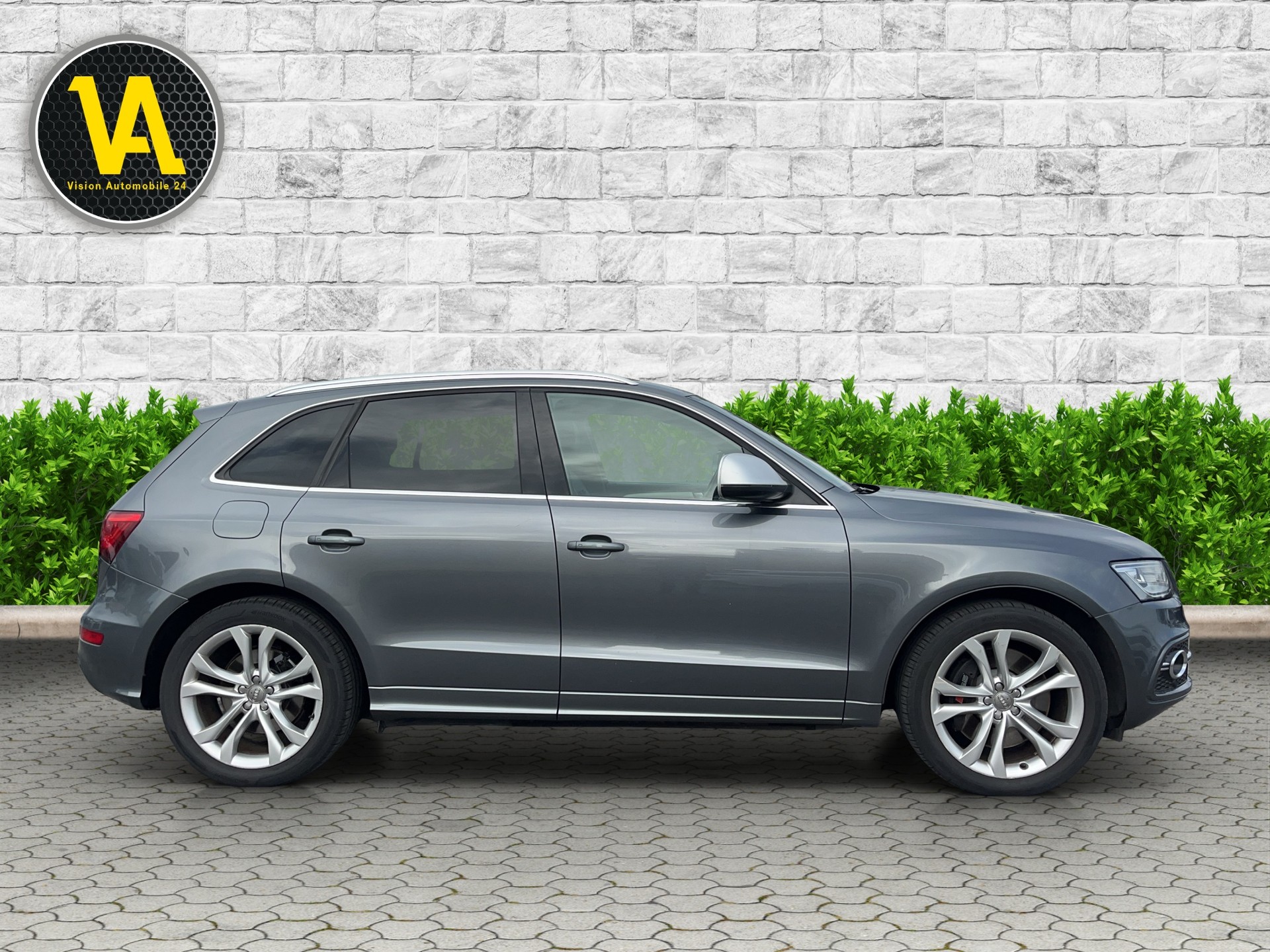 AUDI SQ5 3.0 TDI quattro tiptronic-image-4