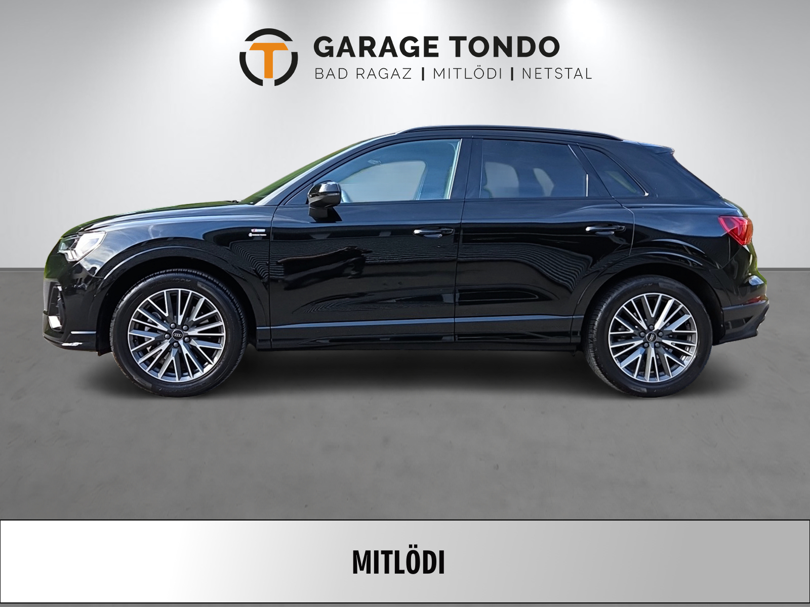 AUDI Q3 2.0 40 TFSI S line quattro S-Tronic-image-2