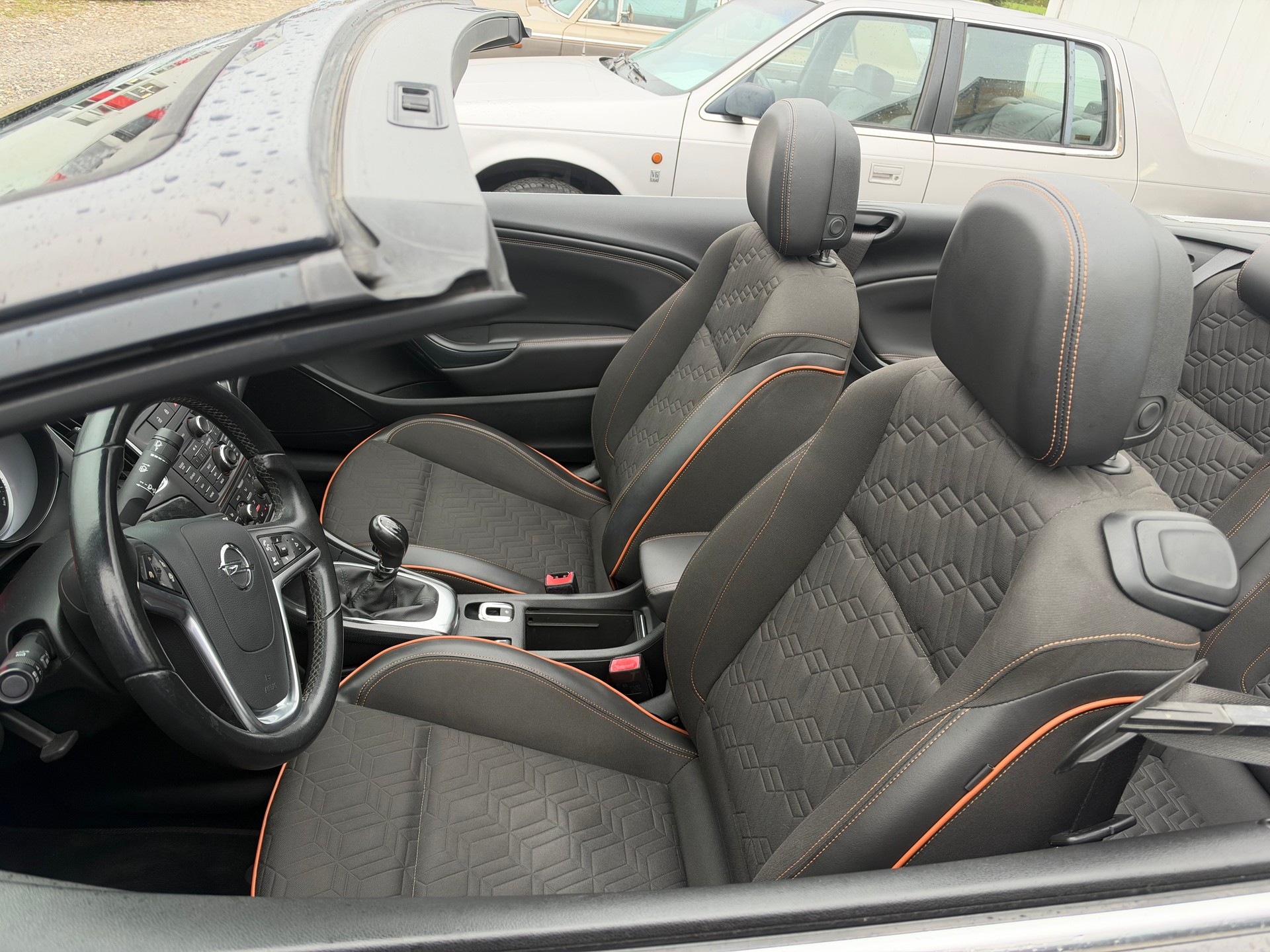 OPEL Cascada 1.4i 16V Turbo Cosmo-image-14