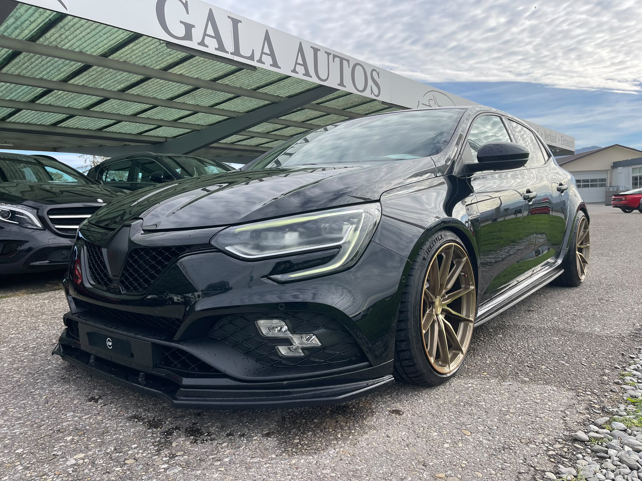 Car photo
