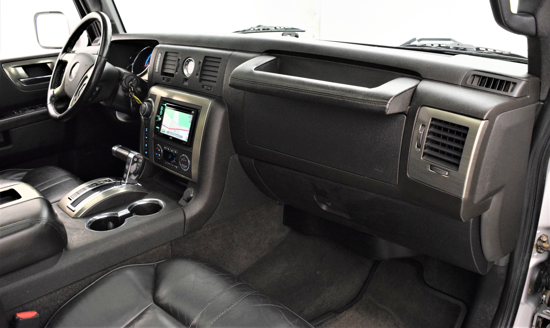 HUMMER H2 6.2 V8-image-11