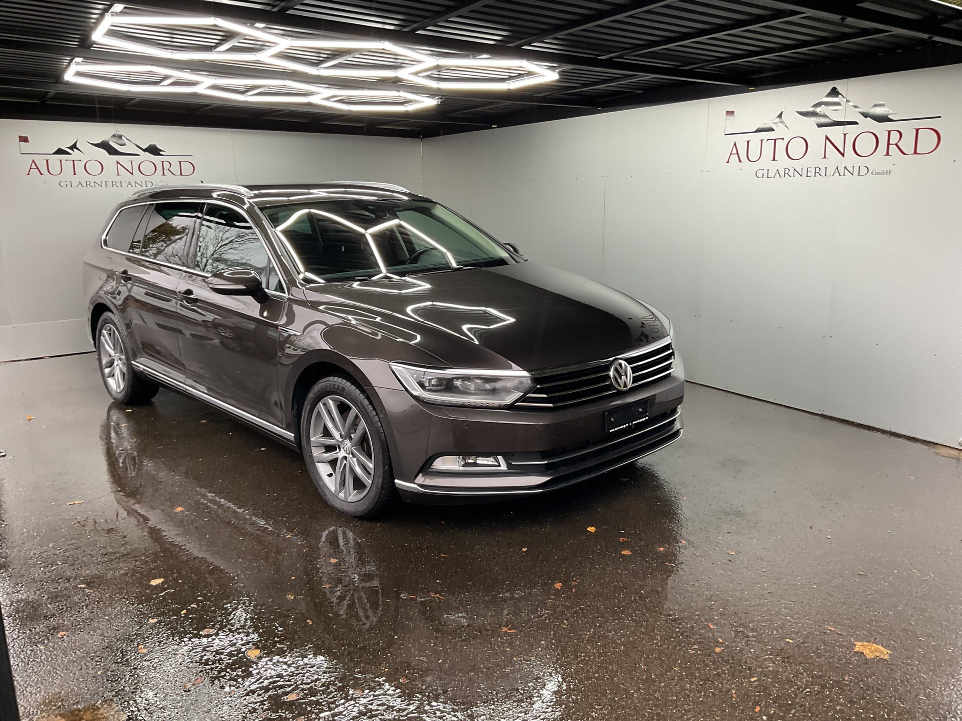 VW Passat Variant 2.0 TDI BMT Highline DSG 4Motion-image-0