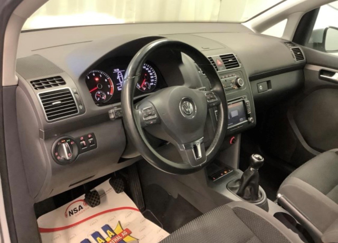 VW Touran 1.4 TSI Comfortline-image-14