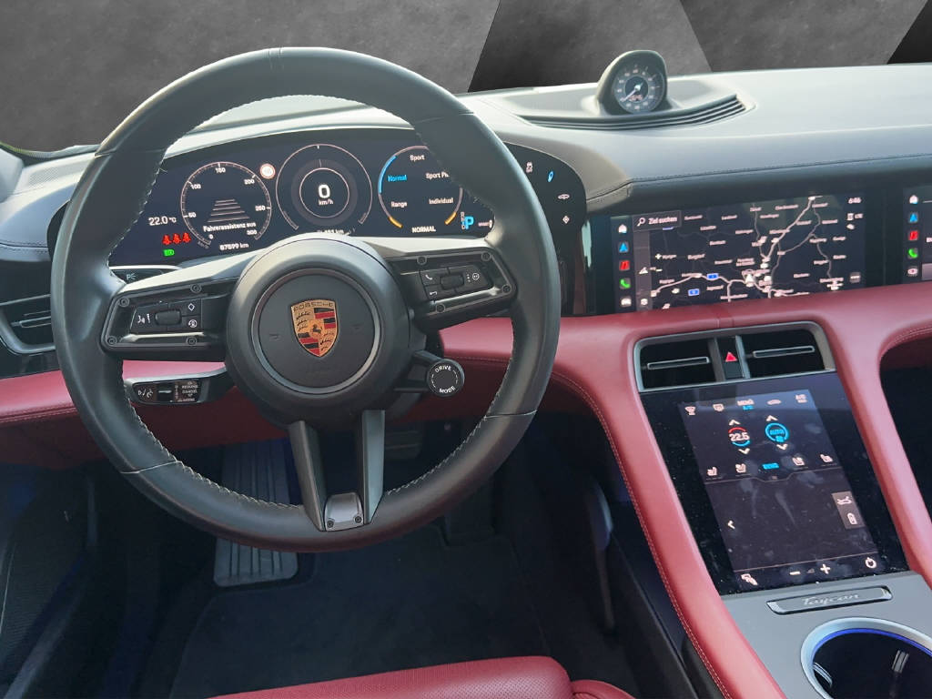 PORSCHE Taycan 4S-image-11