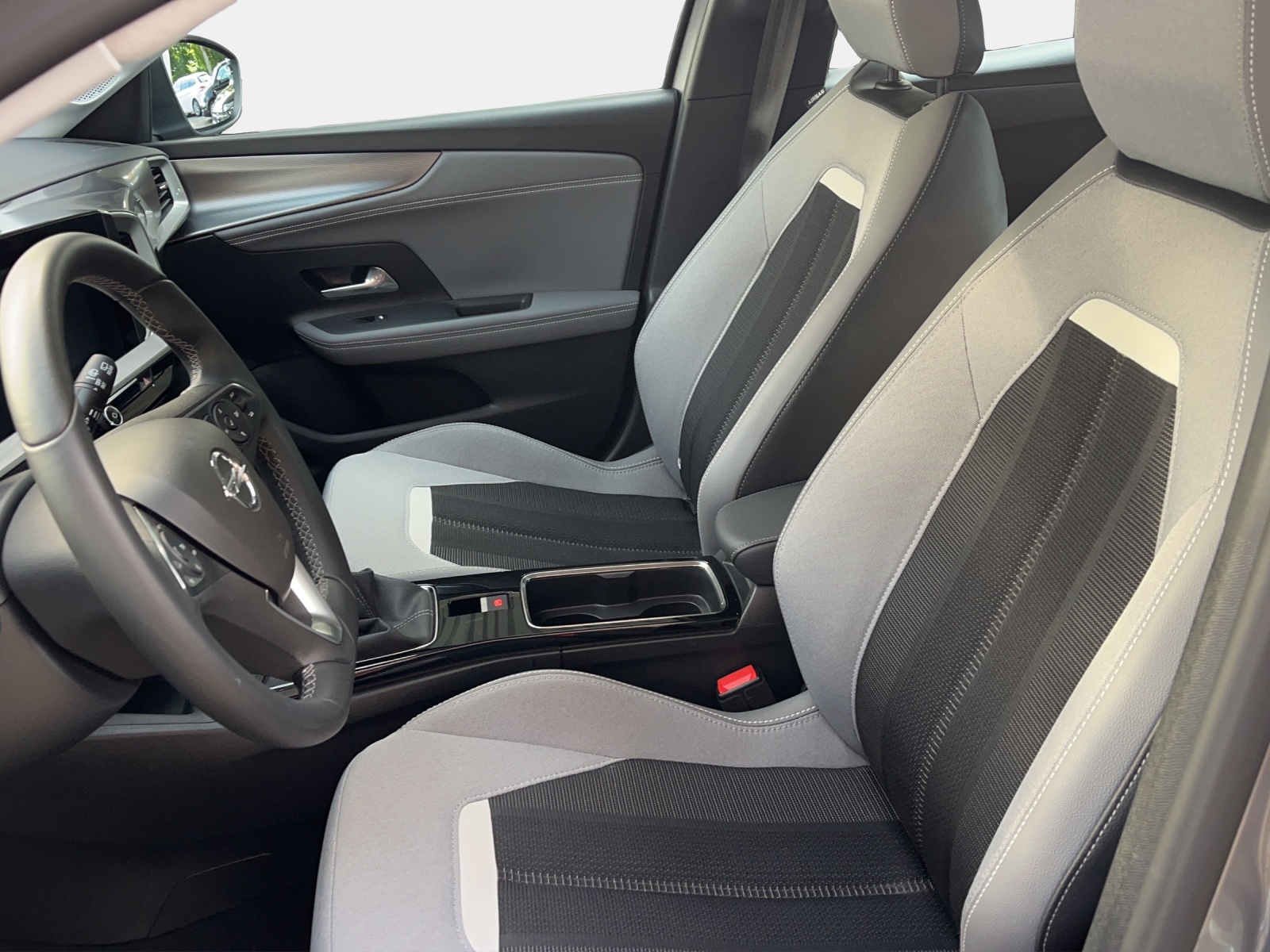 OPEL Mokka 1.2T/100 Elegance-image-10