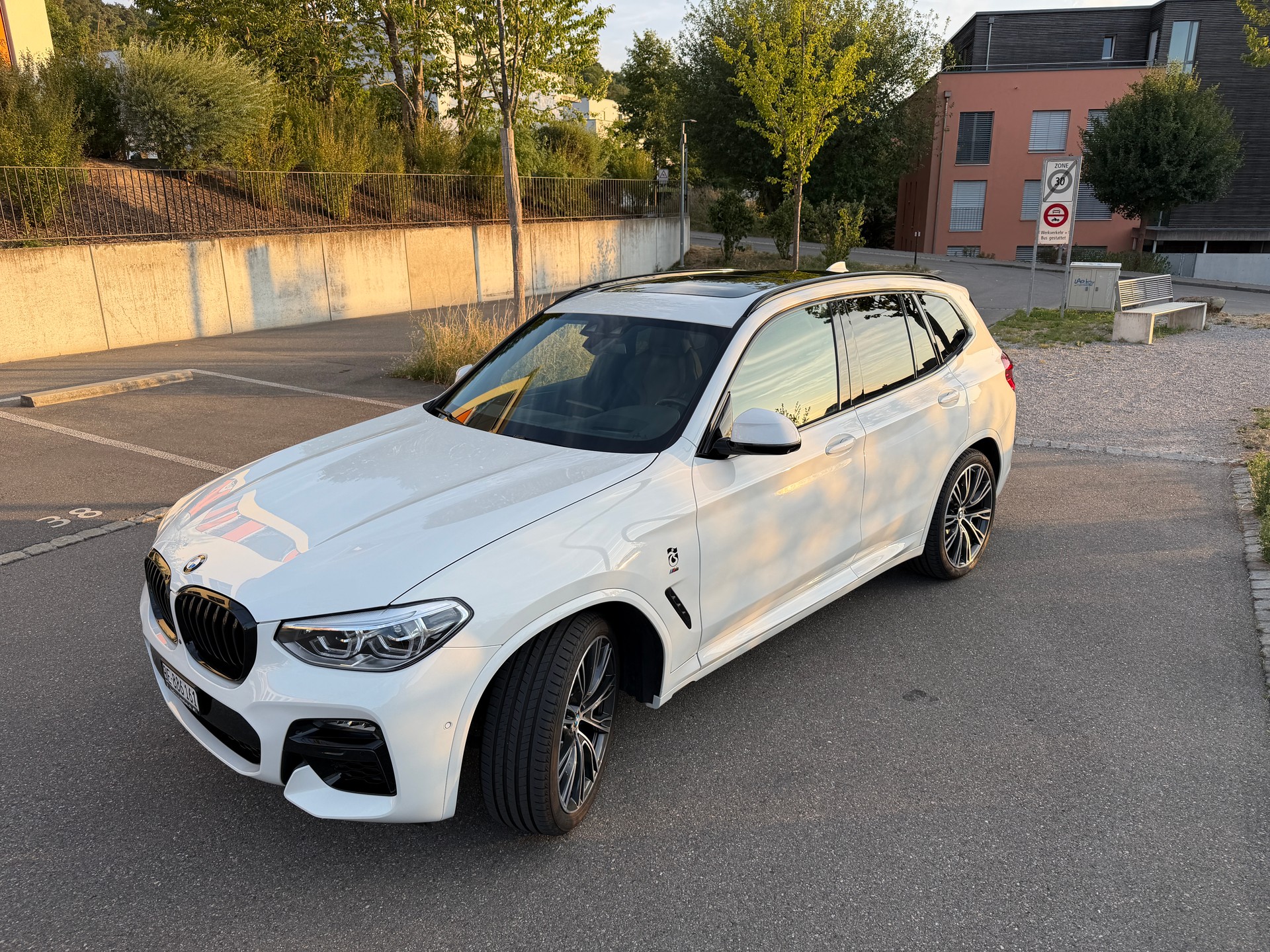 BMW X3 xDrive M40i Individual-image-0
