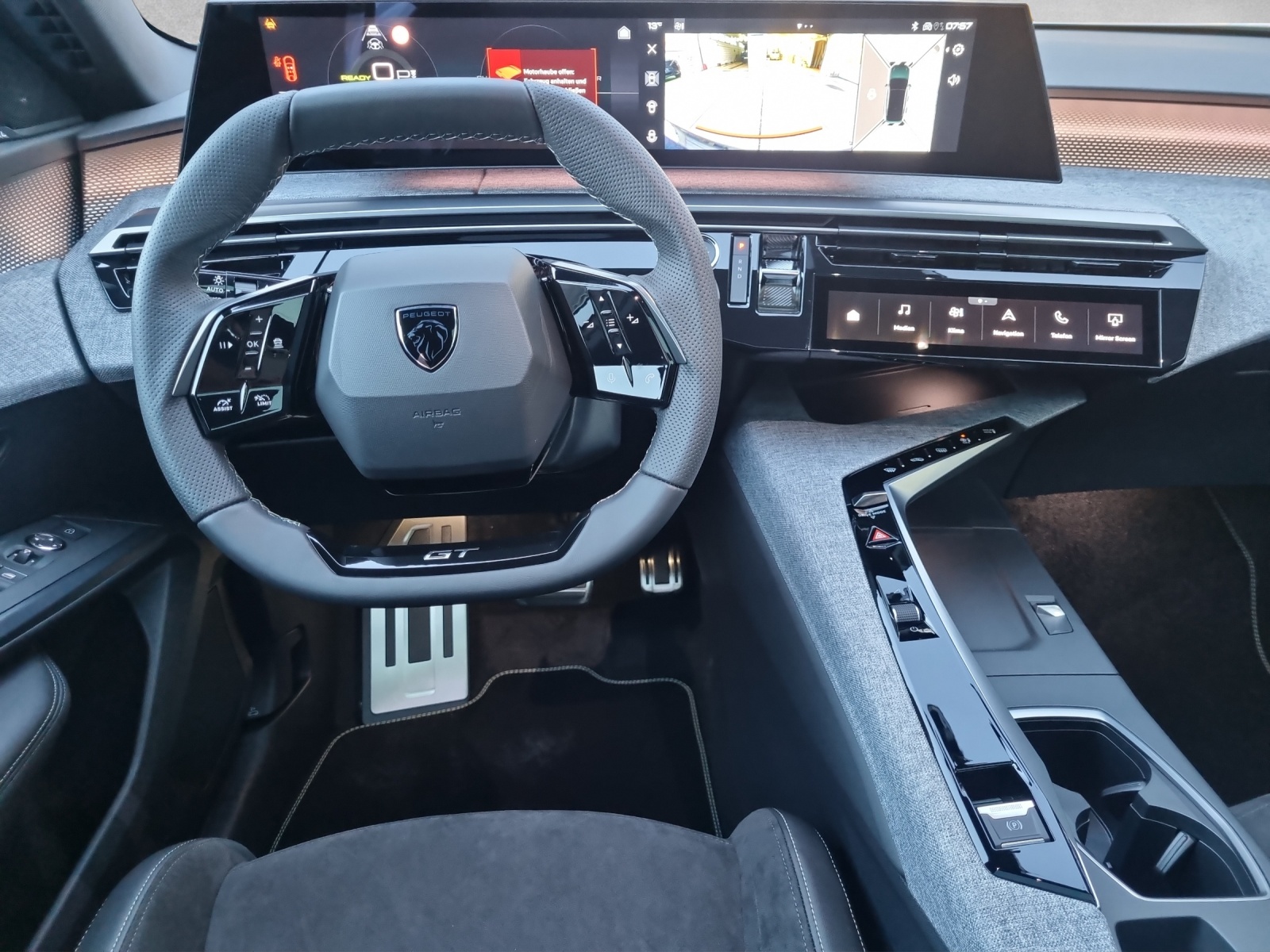 PEUGEOT 3008 e-GT 73kWh-image-9