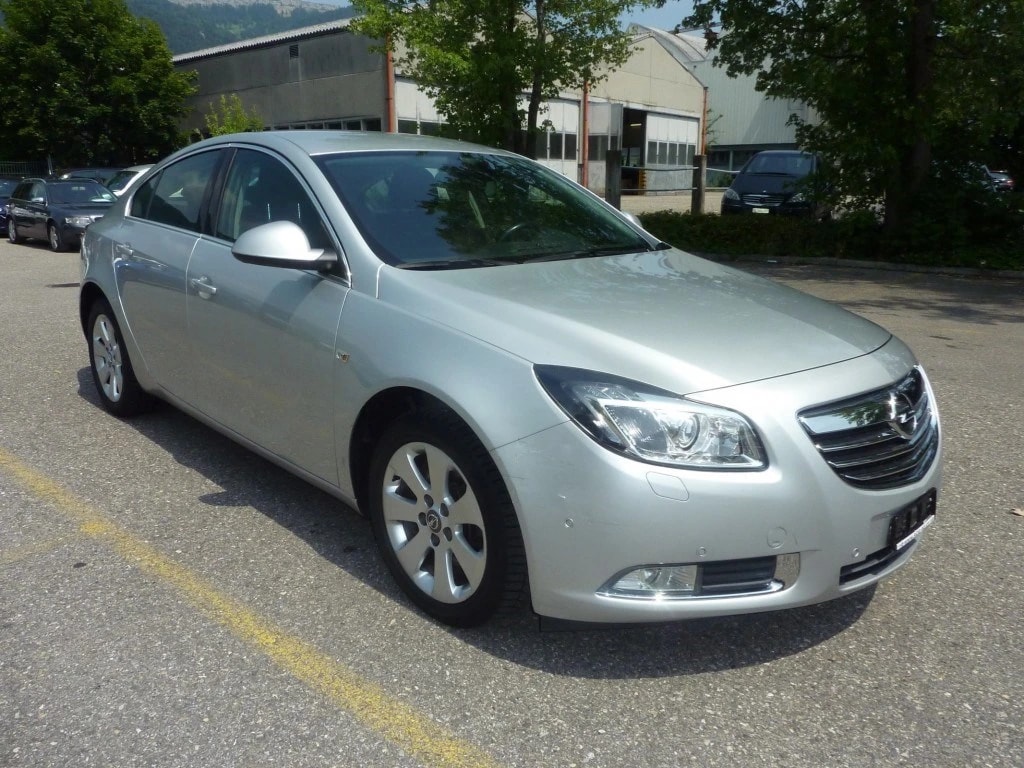 OPEL Insignia 2.0 Turbo Edition 4WD * Gr.Navi * Xenon * Tempomat * PDC V&H-image-5
