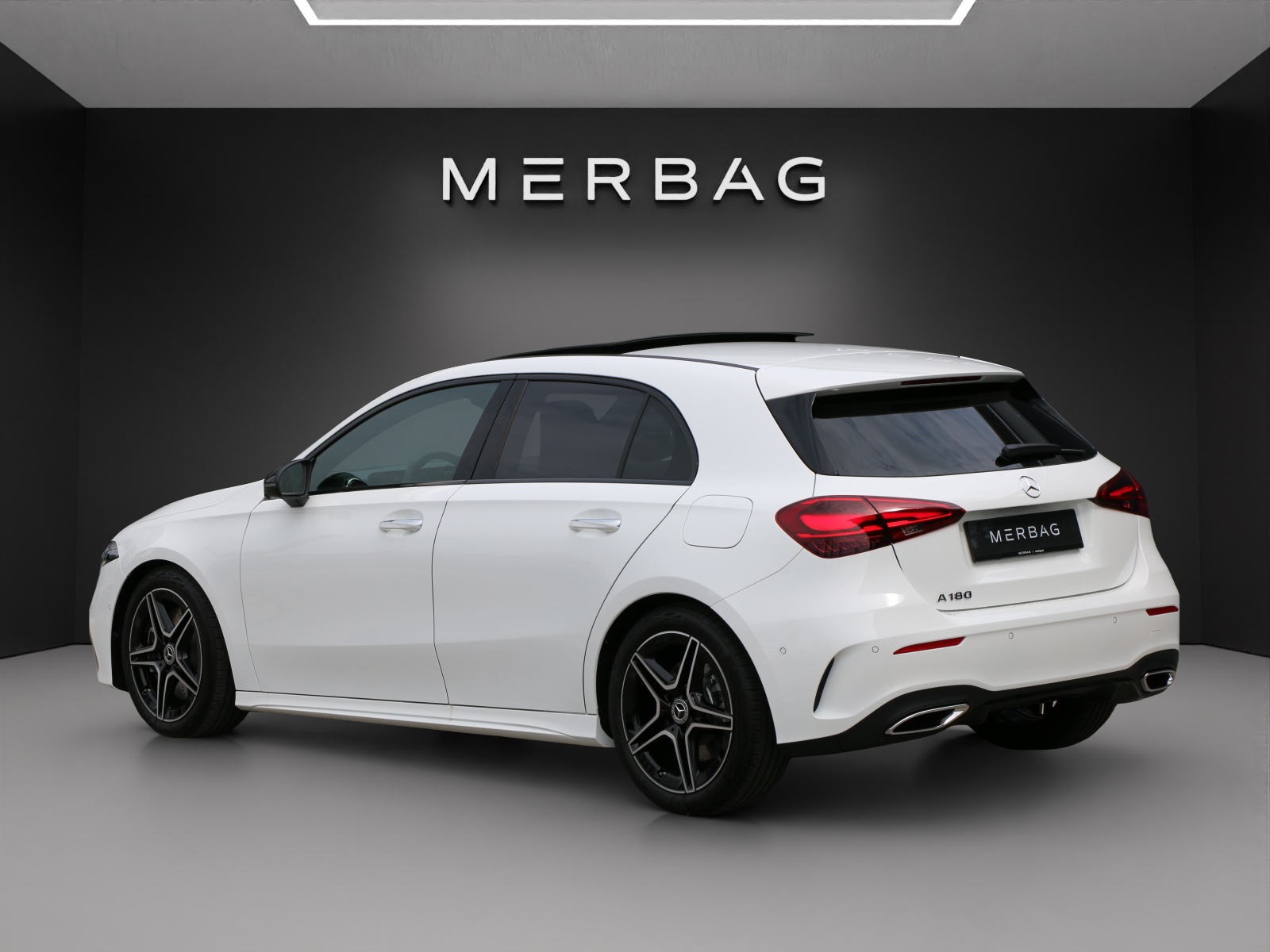 MERCEDES-BENZ A 180 Night Star 7G-DCT-image-2