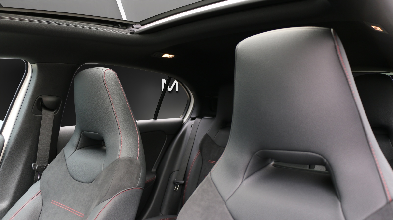 MERCEDES-BENZ A 180 Night Star 7G-DCT-image-9