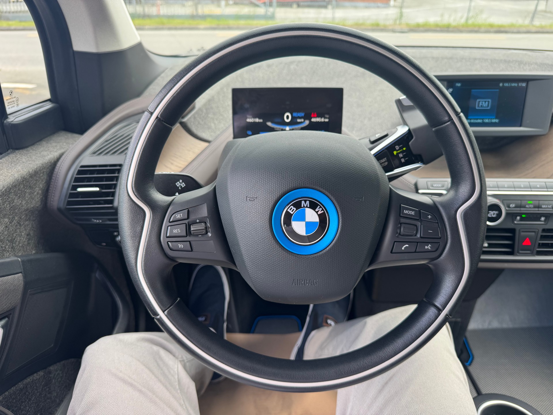 BMW i3 (120Ah)-image-9