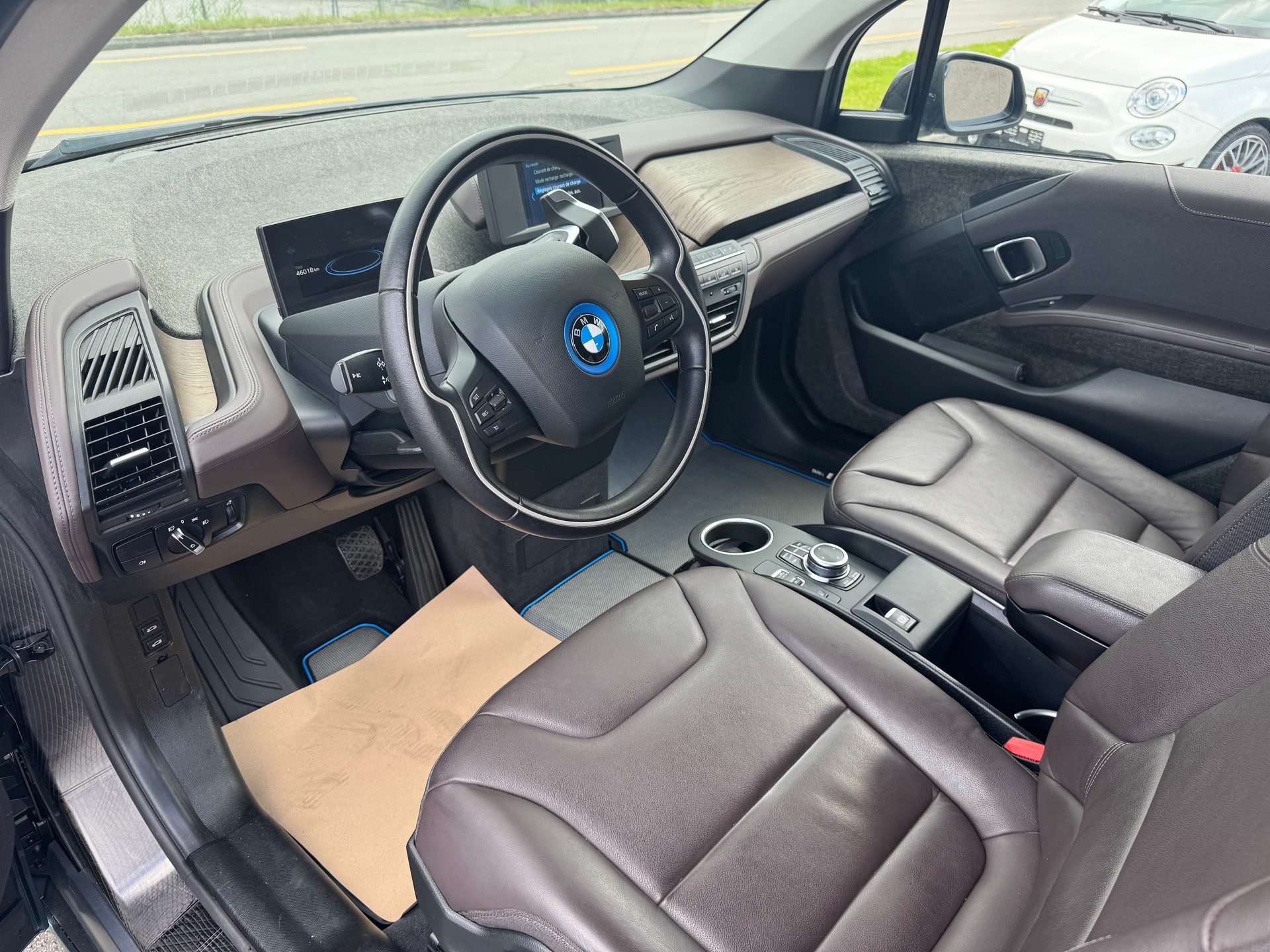 BMW i3 (120Ah)-image-8