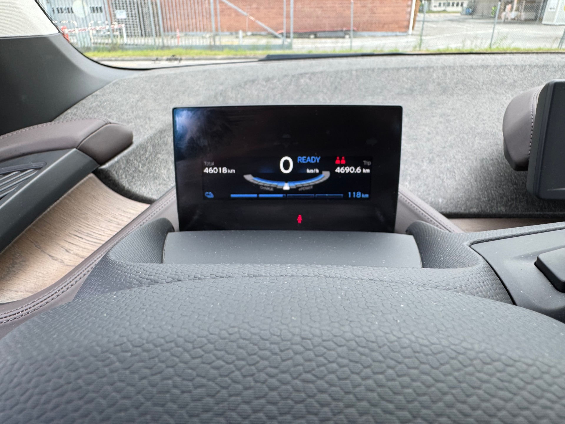 BMW i3 (120Ah)-image-10