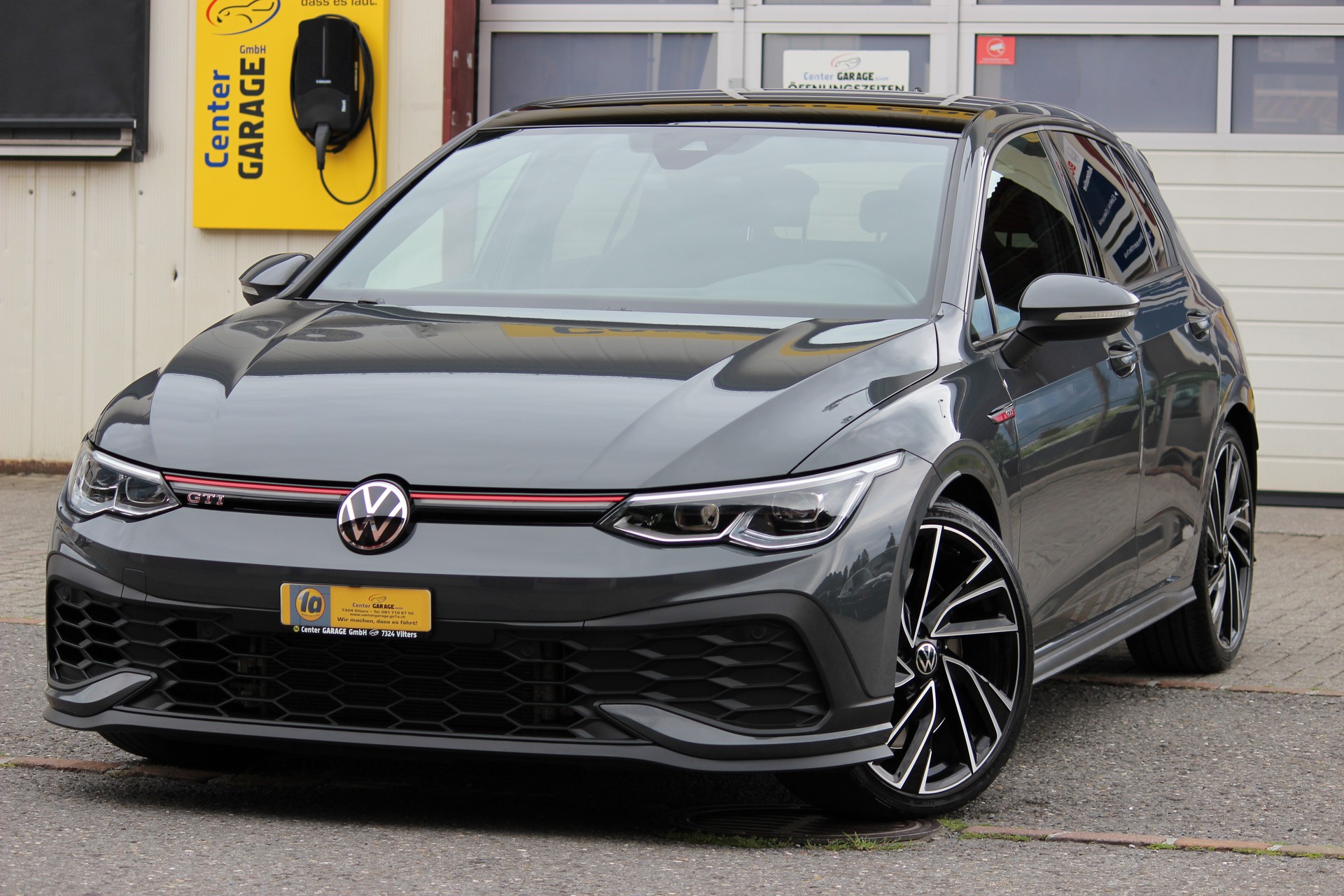 VW Golf 2.0 TSI GTI Clubsport DSG-image-1