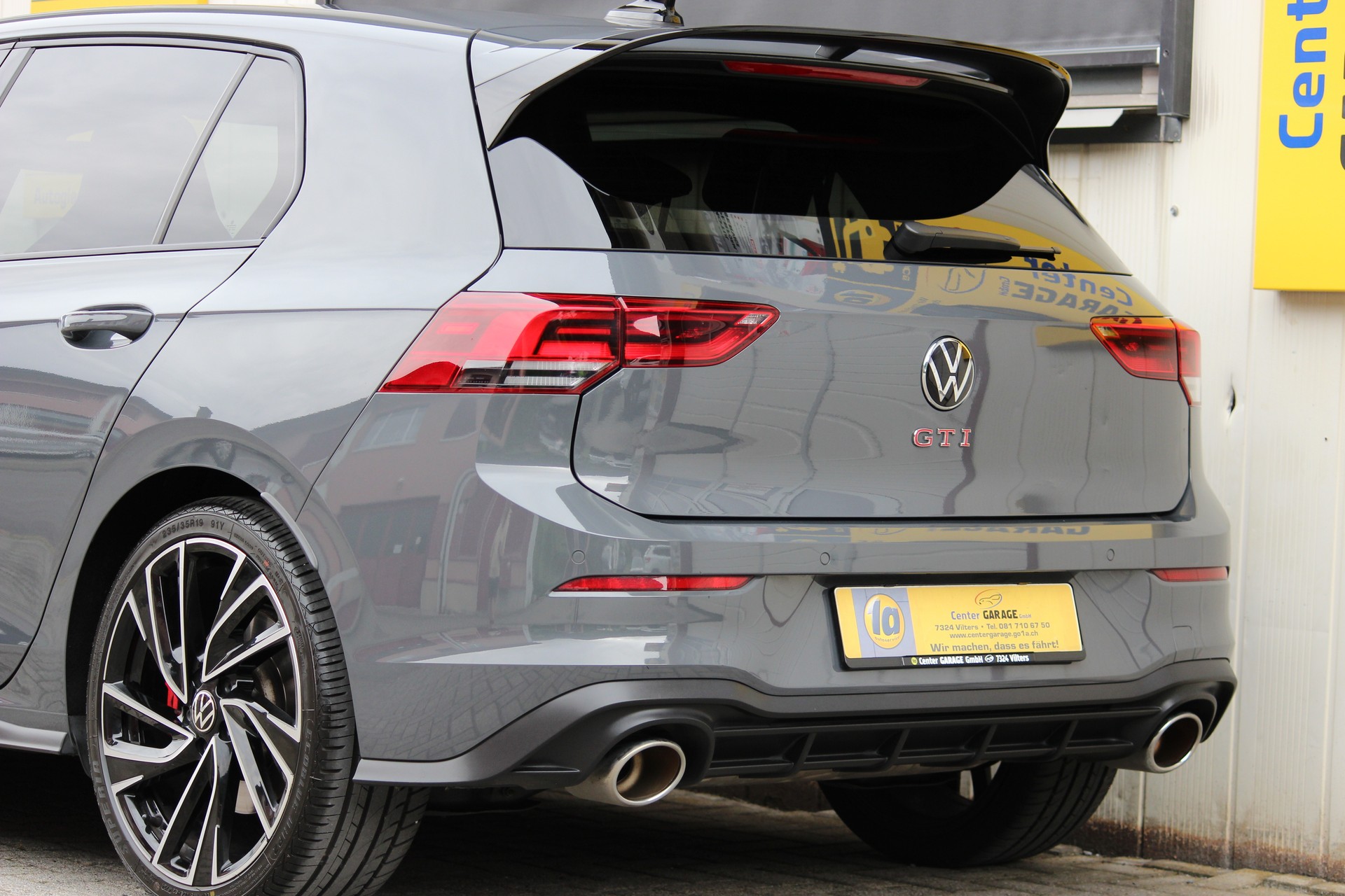 VW Golf 2.0 TSI GTI Clubsport DSG-image-6
