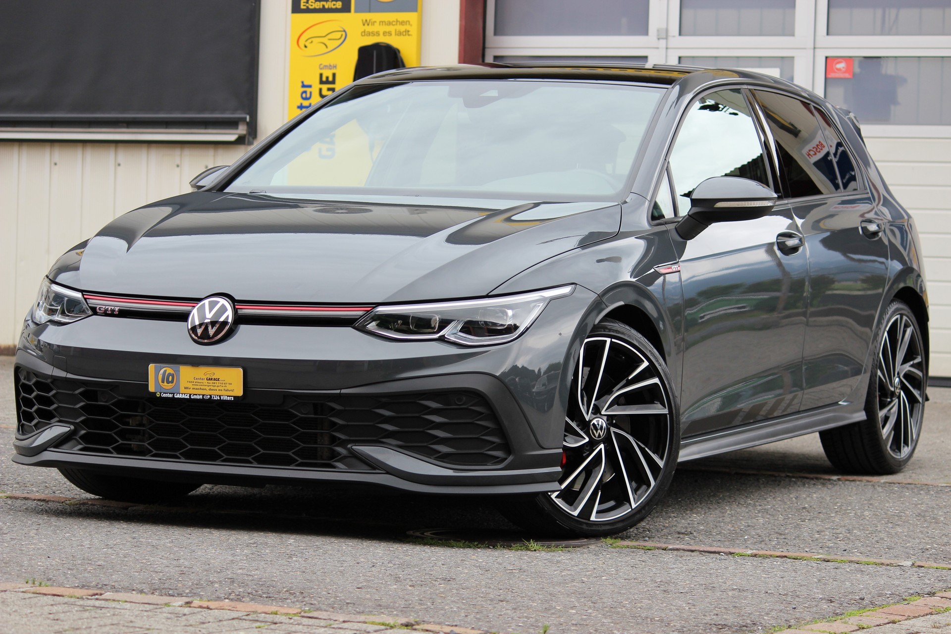 VW Golf 2.0 TSI GTI Clubsport DSG-image-3