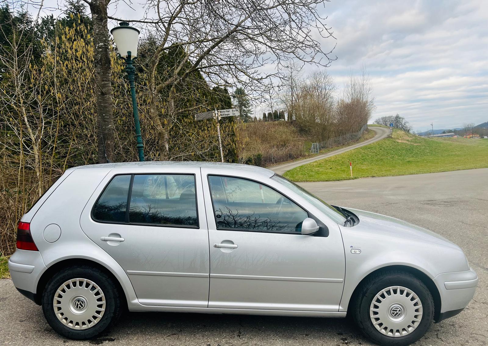 VW Golf 2.0 Comfortline-image-3