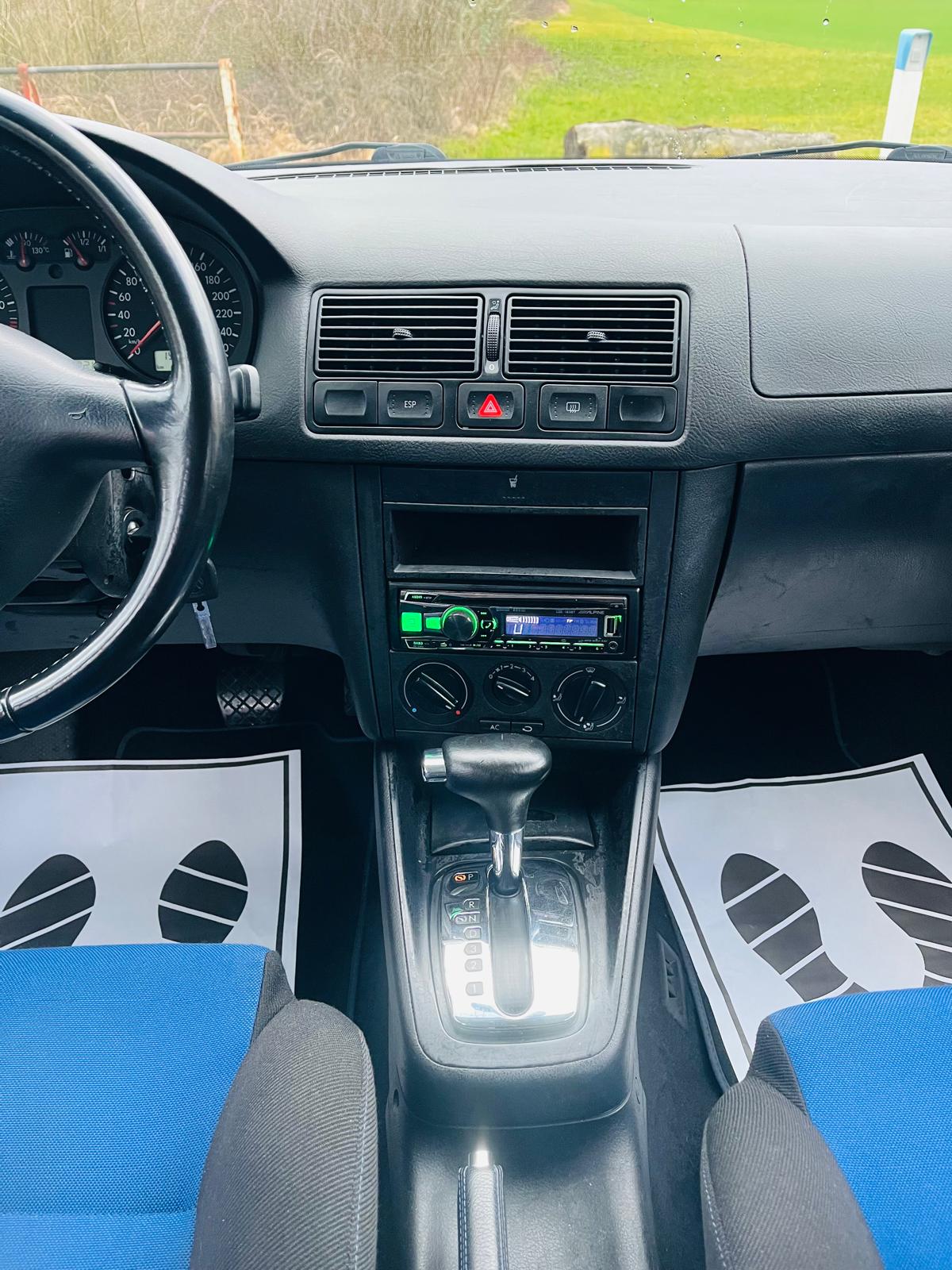VW Golf 2.0 Comfortline-image-11