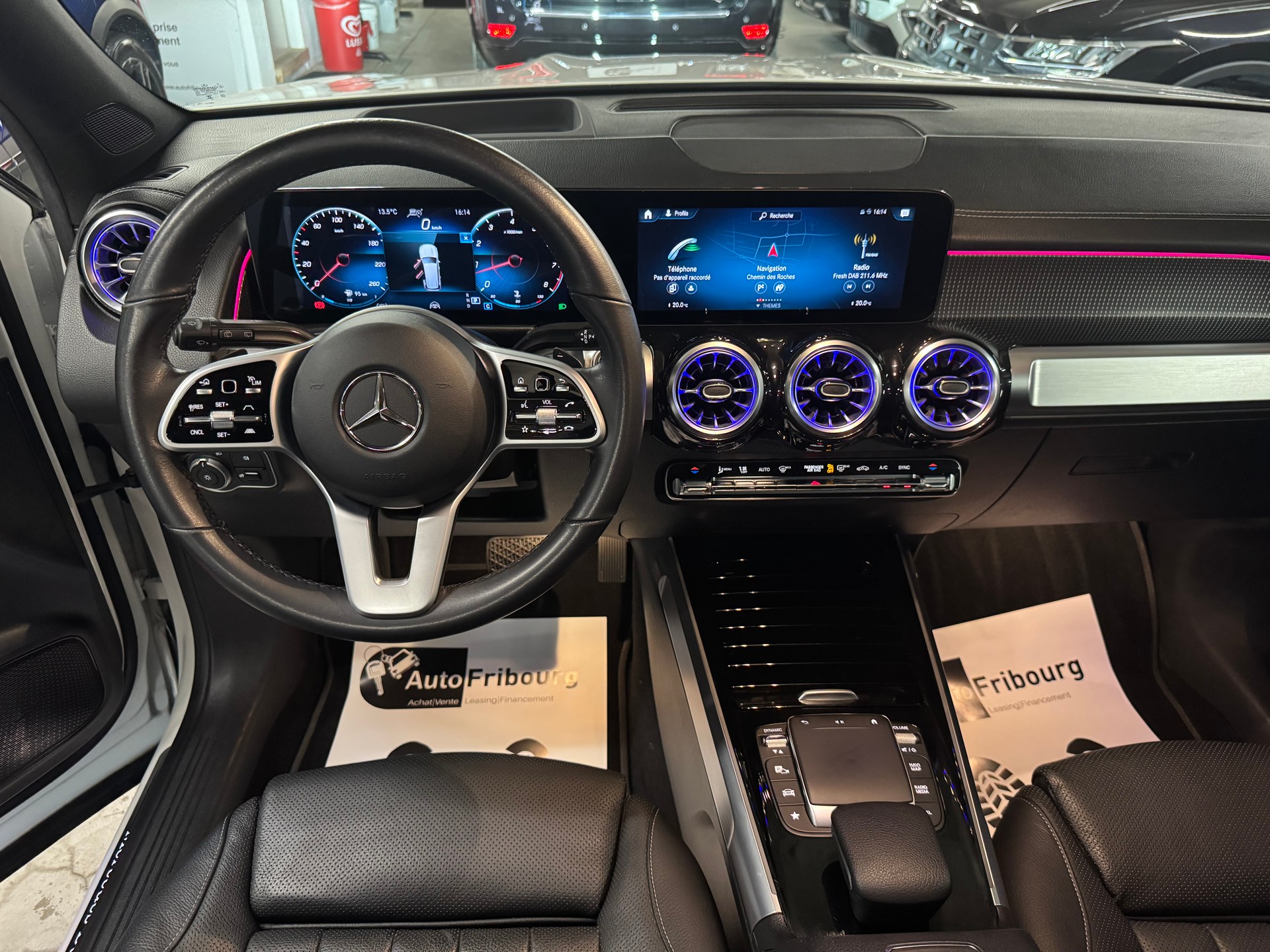 MERCEDES-BENZ GLB 250 4Matic Progressive 8G-Tronic 7 places-image-10
