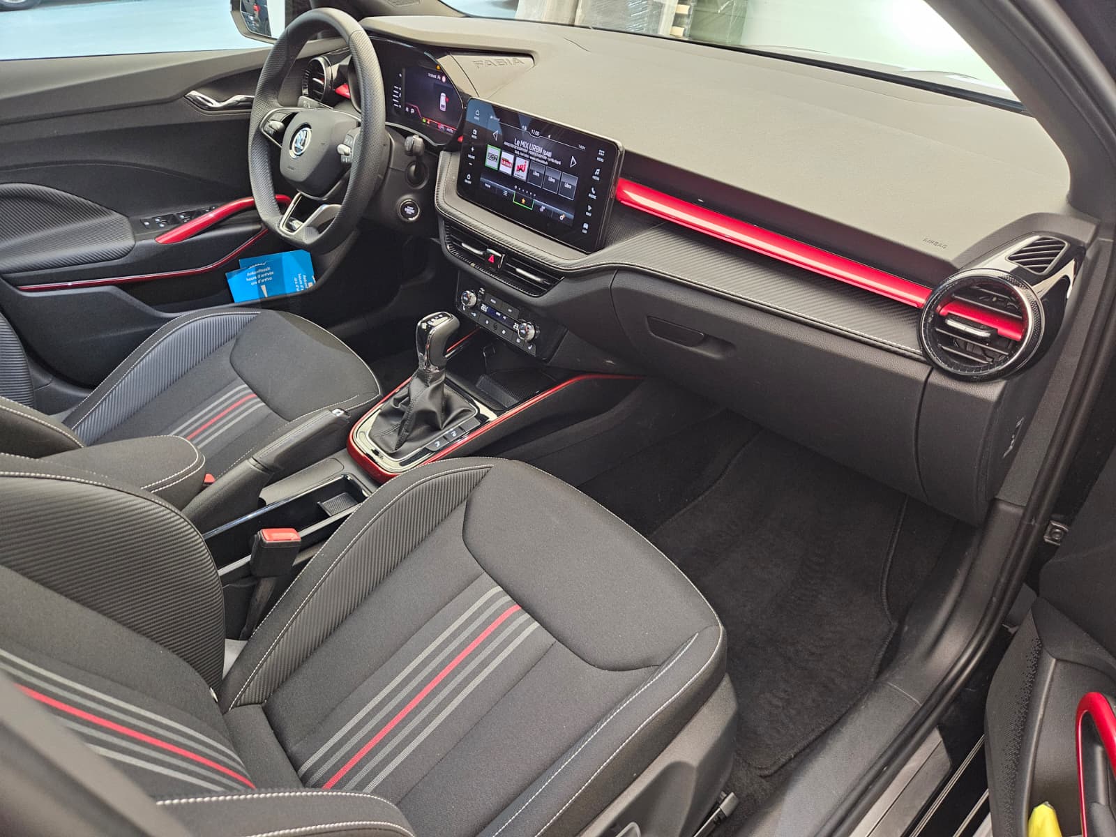 SKODA Fabia 1.5 TSI Monte Carlo DSG-image-11