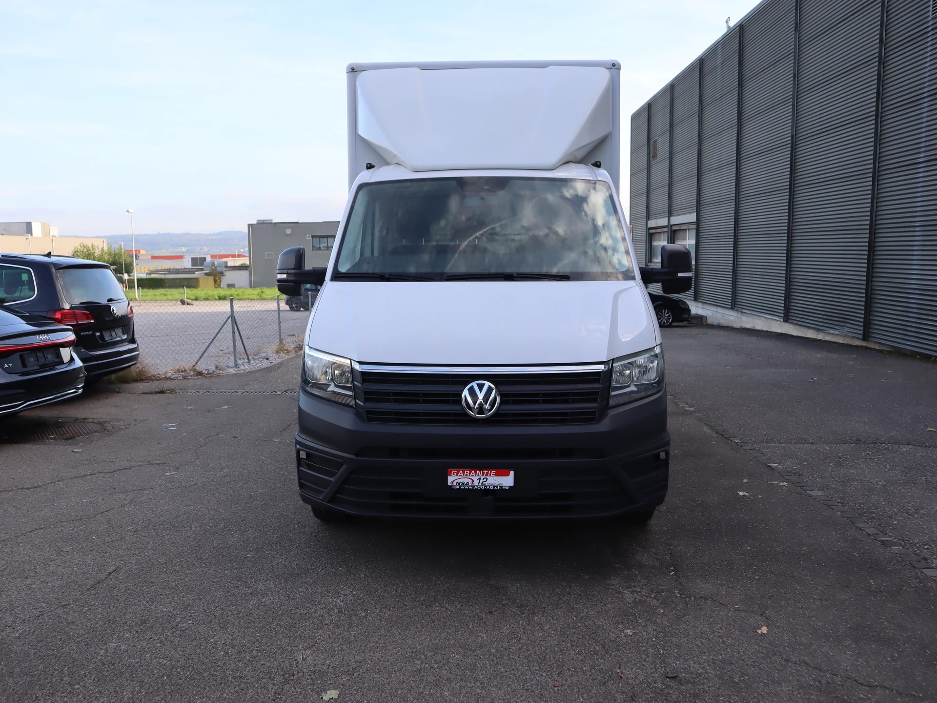 VW Crafter 35 2.0 TDI L4 4Motion ** CH-Fahrzeug ** Hebebühne * RF-Kamera * Klimaanlage * L4 * Neues Modell 2022-image-1