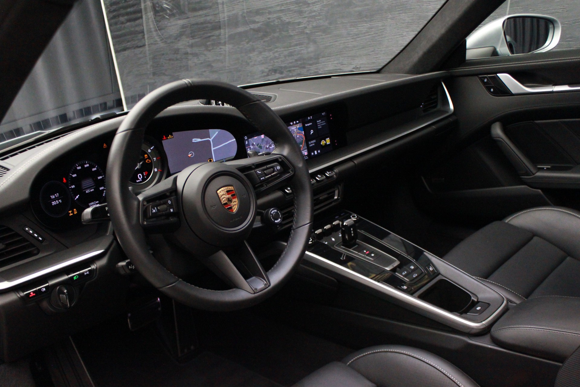 PORSCHE 911 Turbo S PDK-image-23