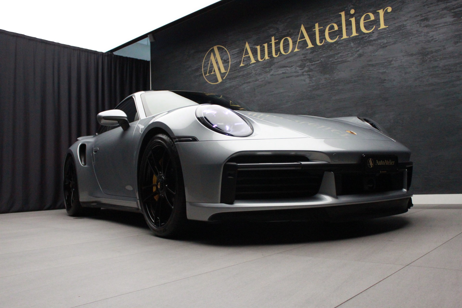 PORSCHE 911 Turbo S PDK-image-4