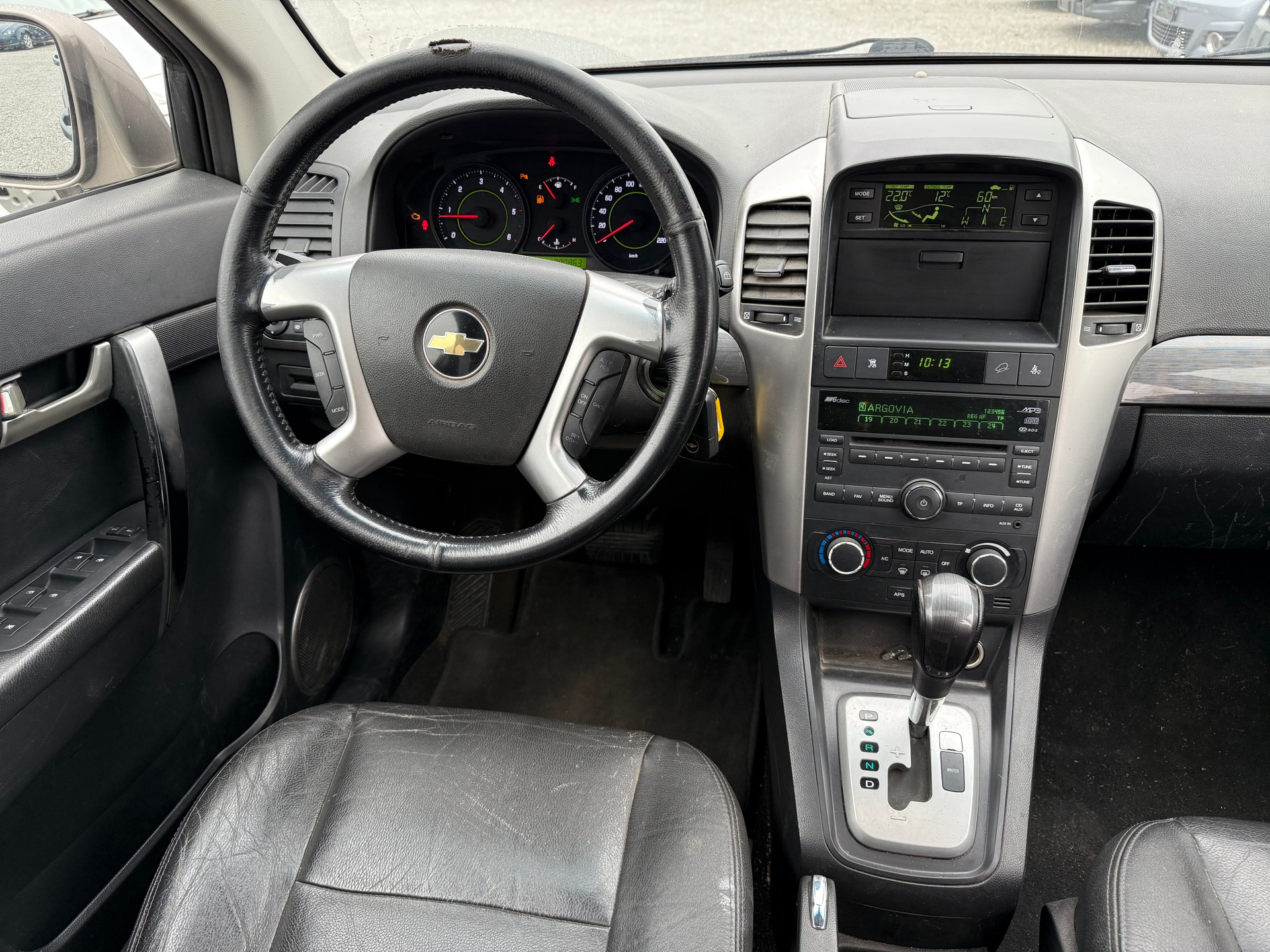 CHEVROLET Captiva 2.0 VCDi Sport 4WD Automatic-image-9