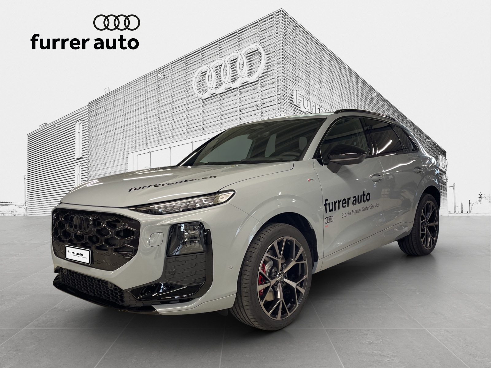 AUDI Q3 SUV TFSI quattro 195 kW S tronic-image-0
