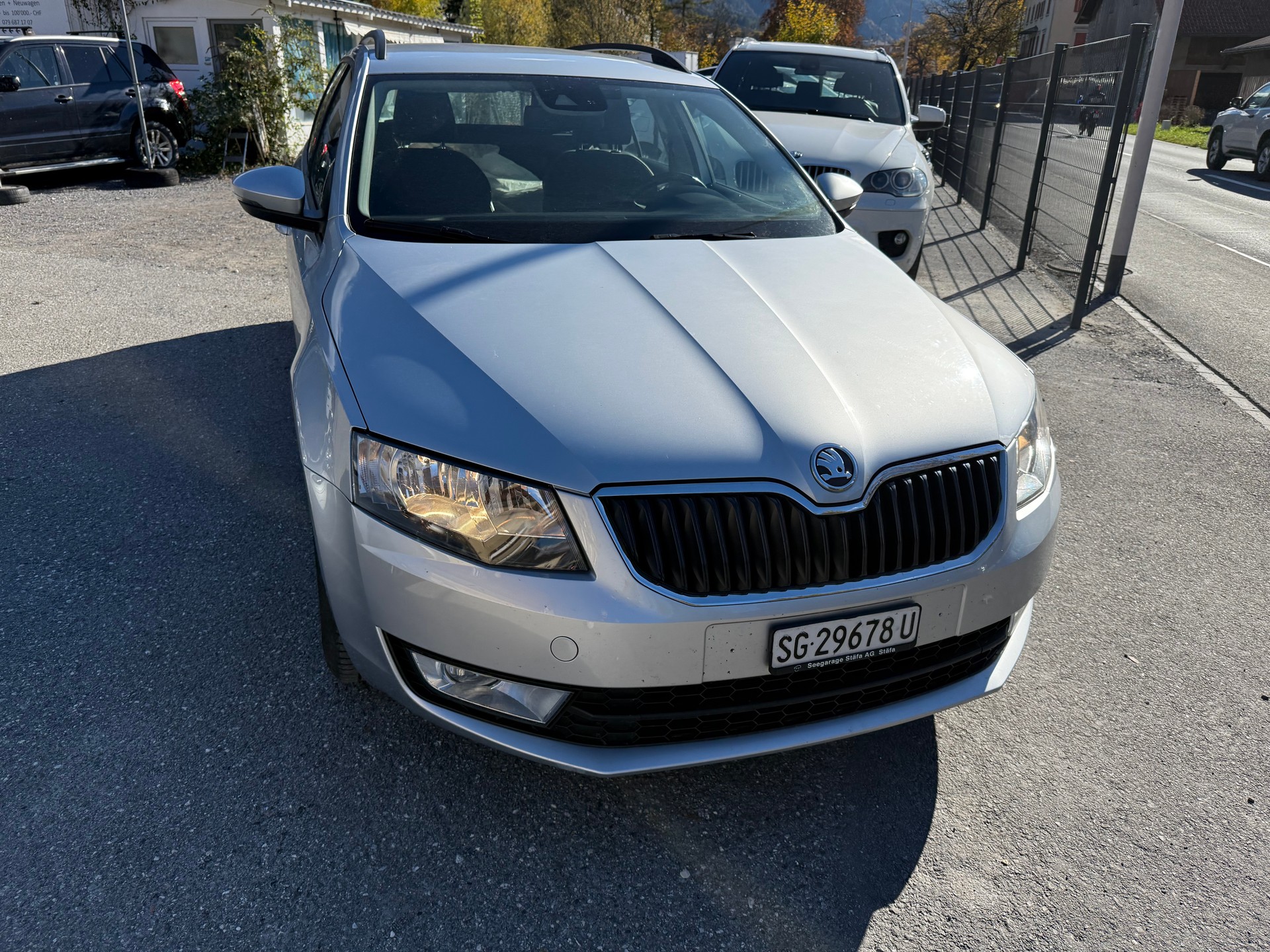 SKODA Octavia Combi 2.0 TDI Elegance 4x4-image-10