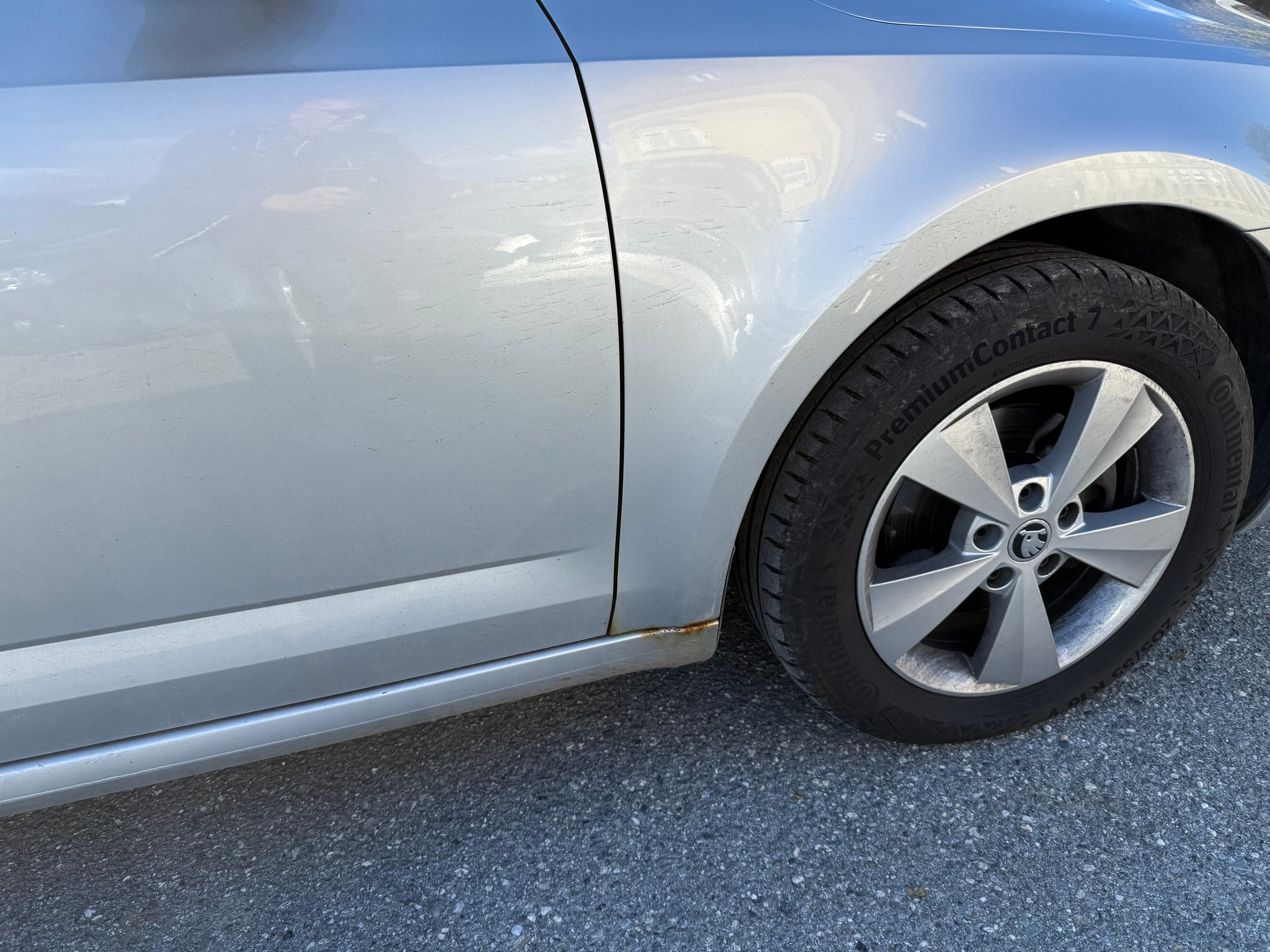 SKODA Octavia Combi 2.0 TDI Elegance 4x4-image-9