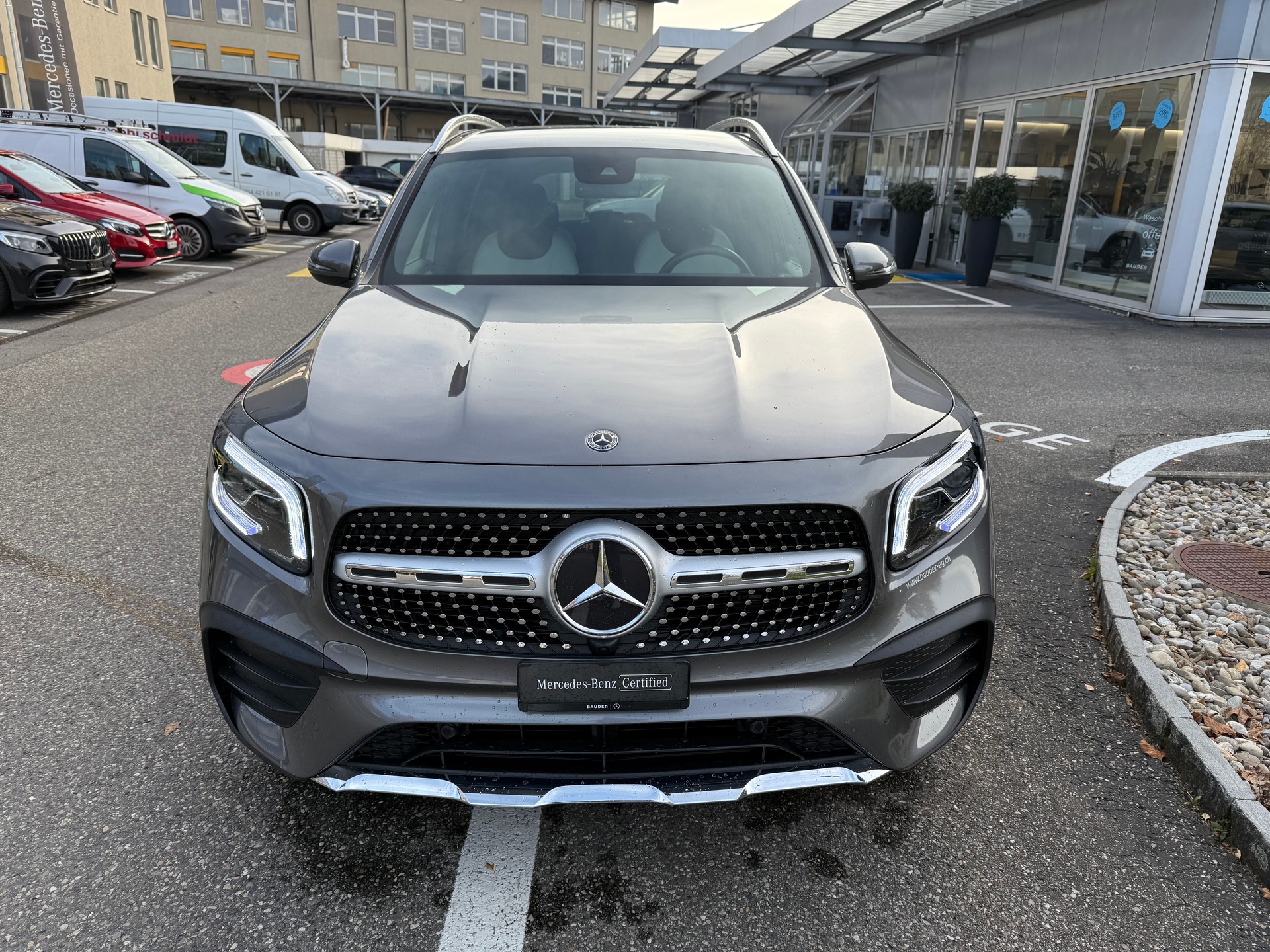 MERCEDES-BENZ GLB 250 AMG Line 4 MATIC-image-1