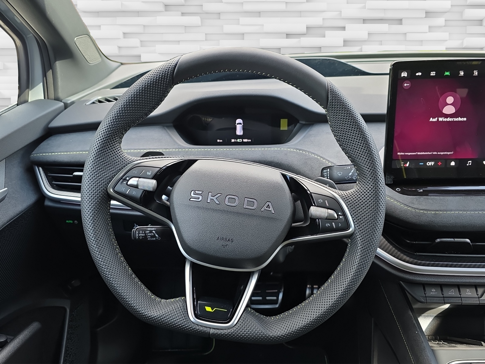 SKODA Enyaq 4x4 RS-image-5