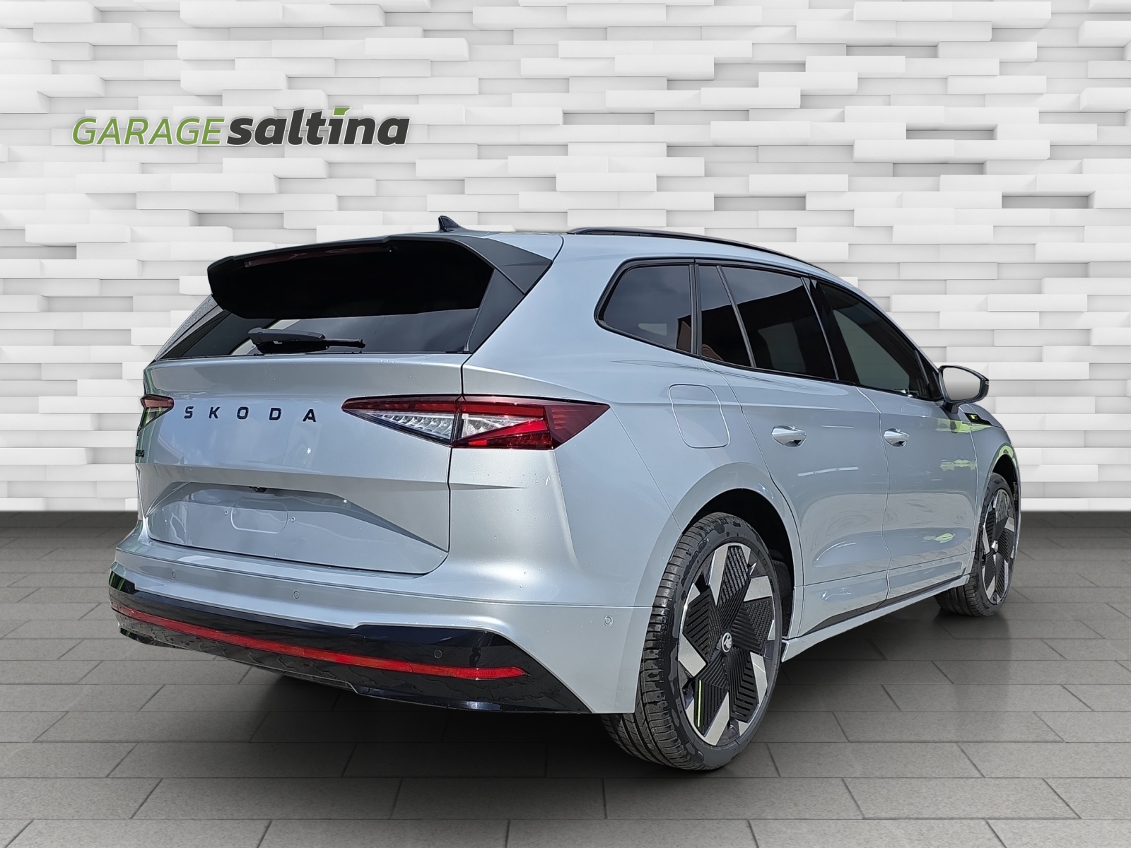 SKODA Enyaq 4x4 RS-image-2