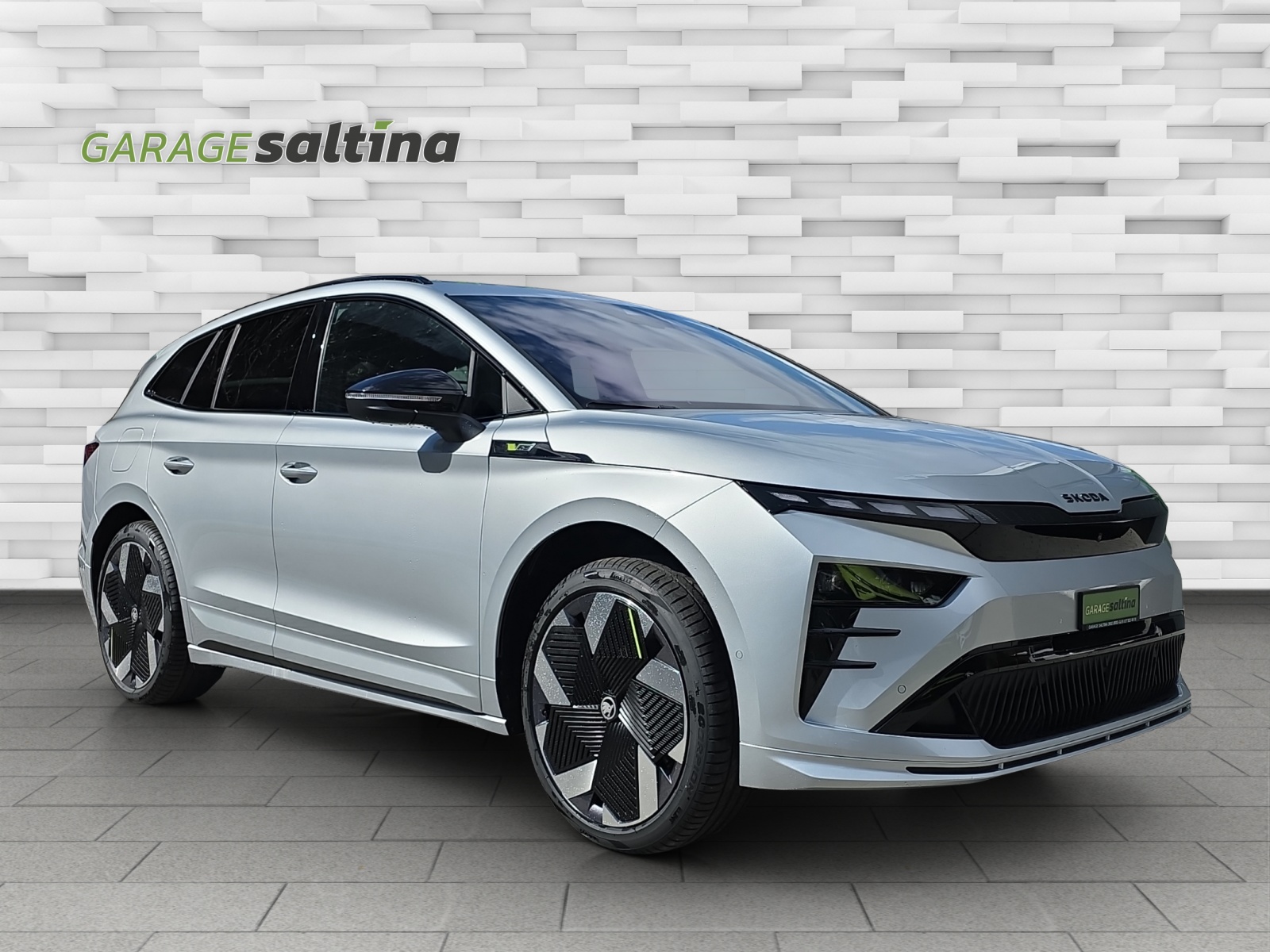 SKODA Enyaq 4x4 RS-image-3