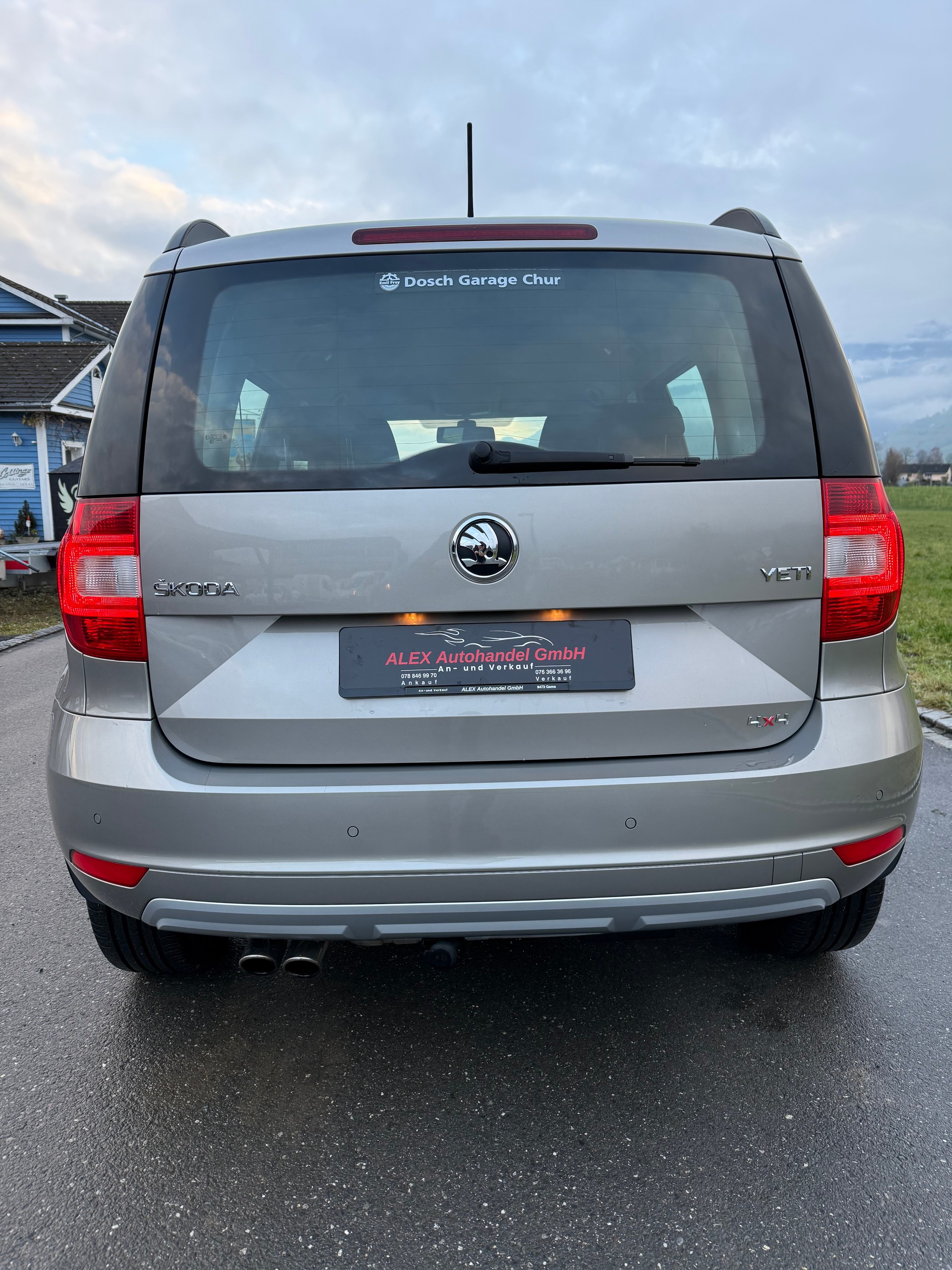 SKODA Yeti 1.8 TSI L&K 4x4 DSG-image-4
