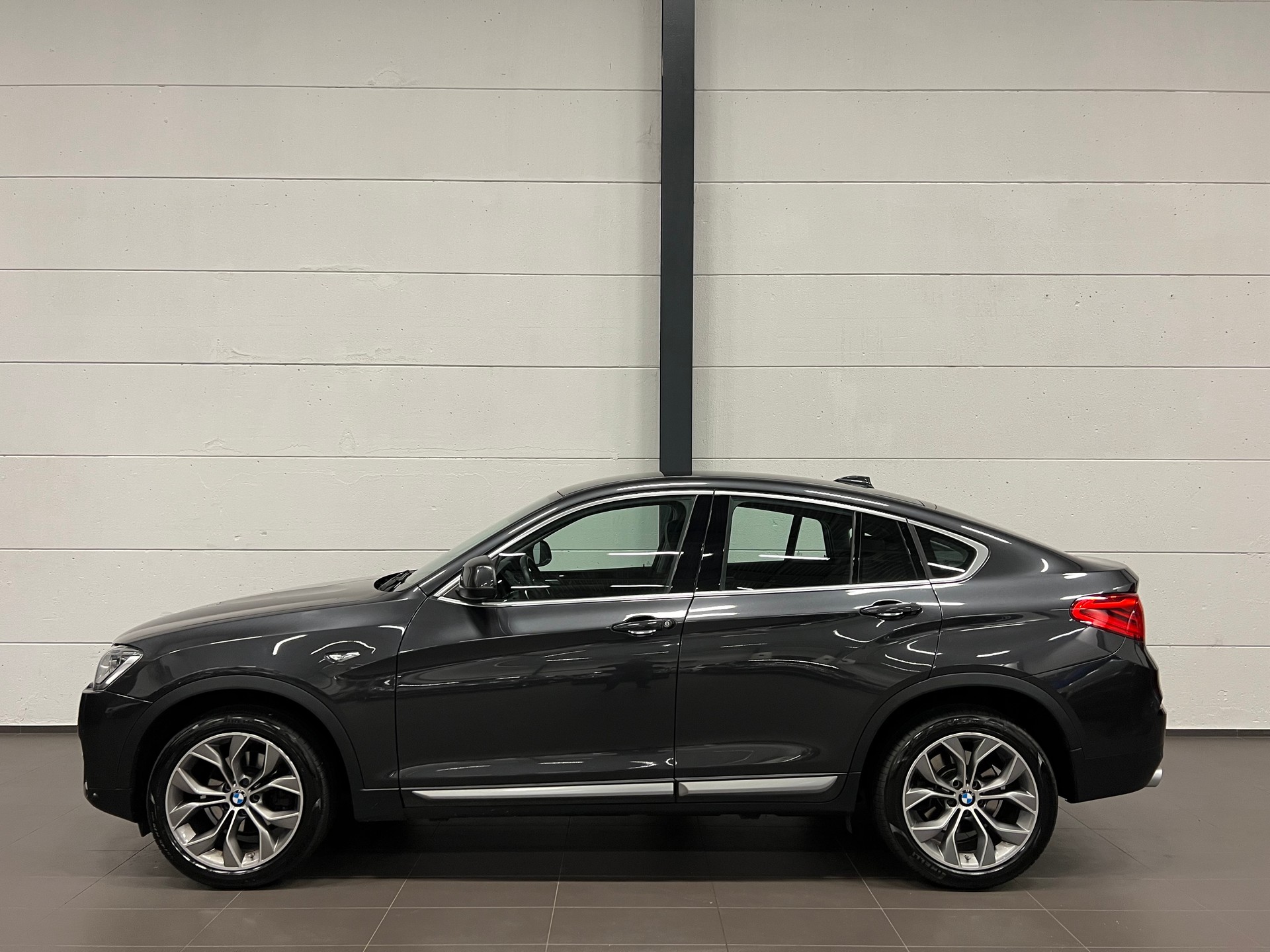 BMW X4 xDrive 35d xLine Steptronic-image-8