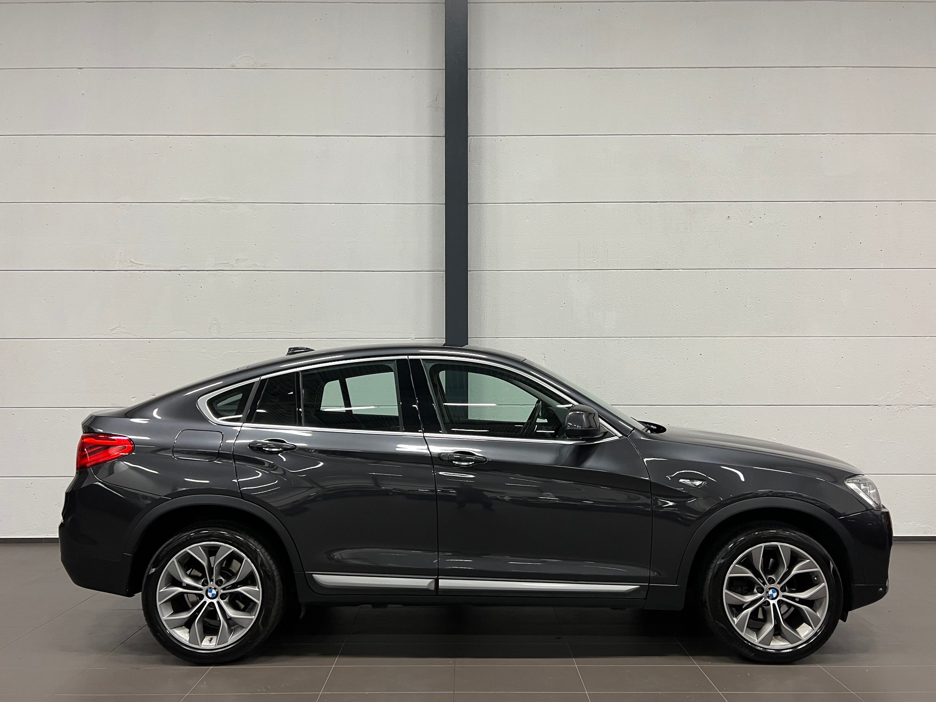 BMW X4 xDrive 35d xLine Steptronic-image-9