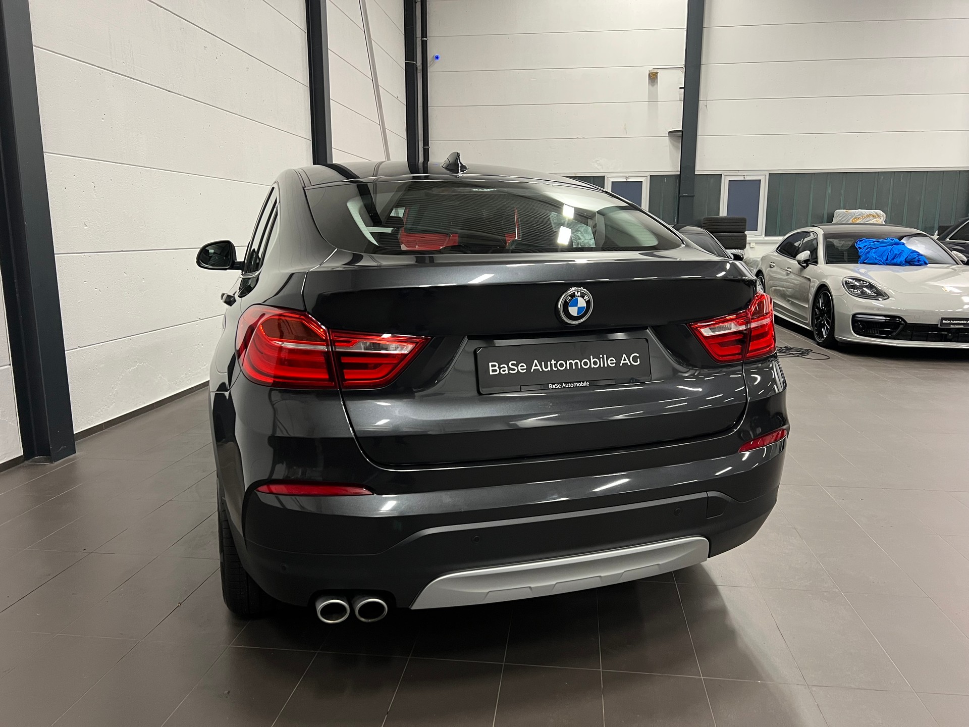 BMW X4 xDrive 35d xLine Steptronic-image-14