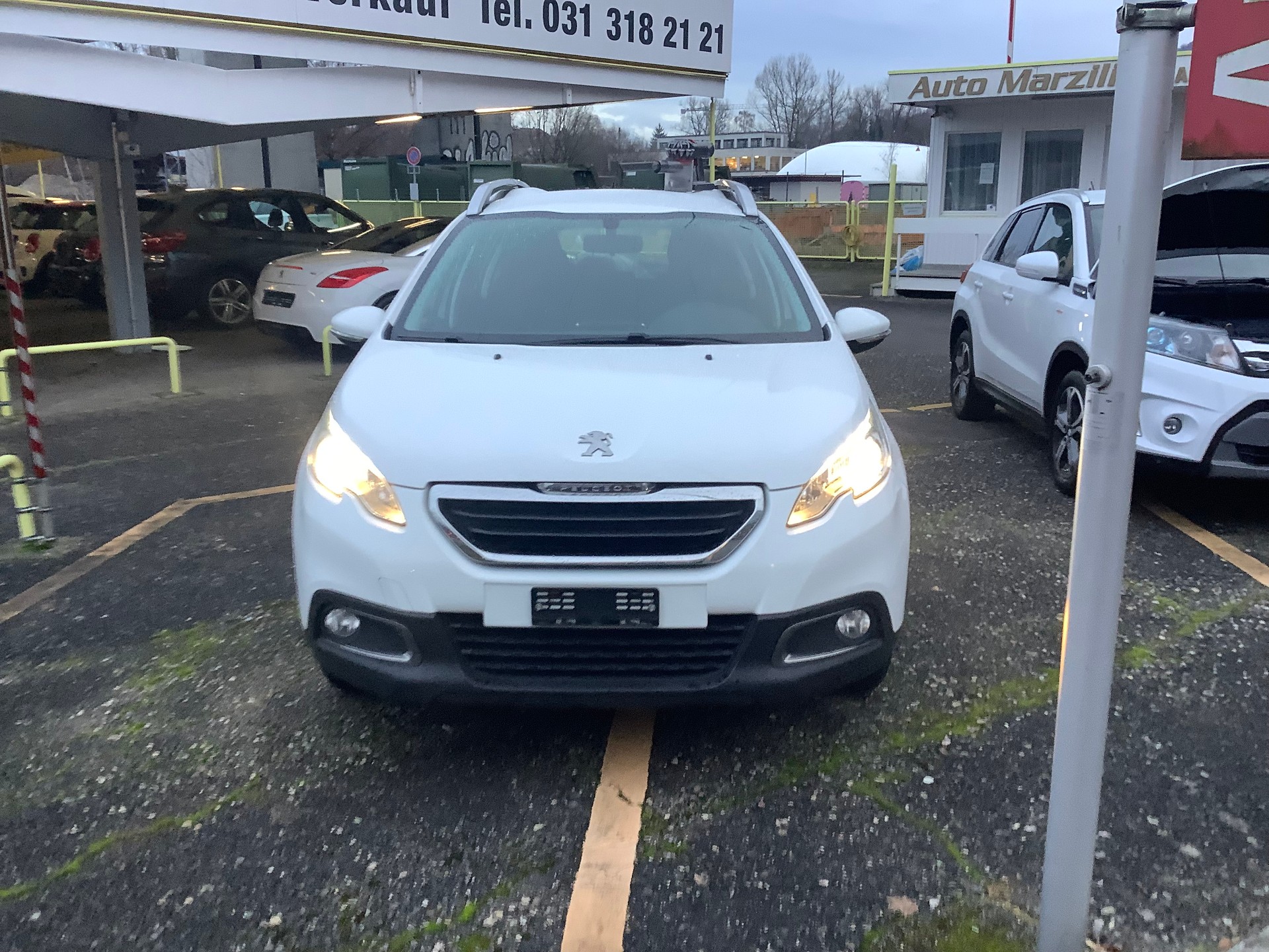 PEUGEOT 2008 1.2 PureTech Active-image-3