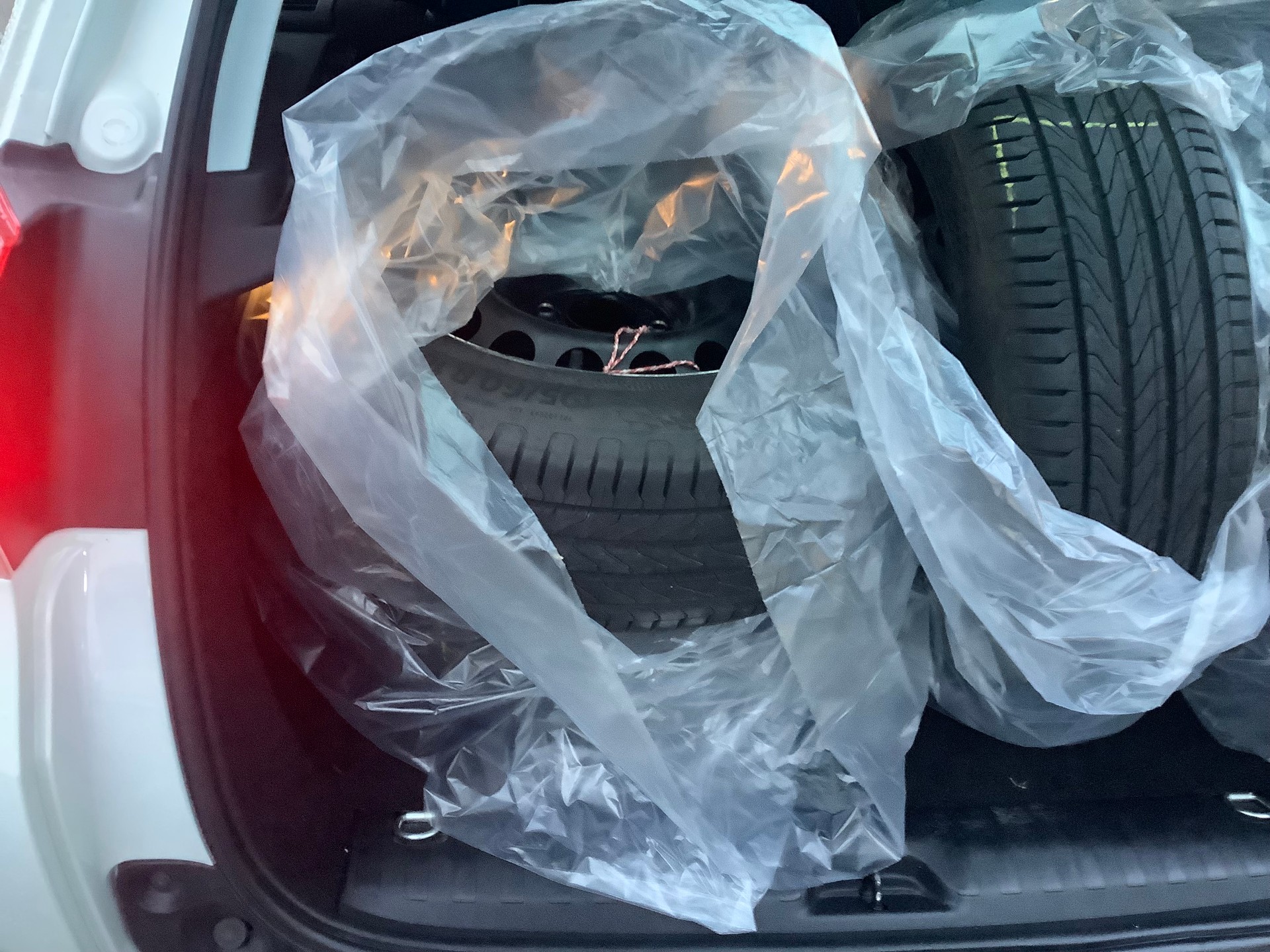 PEUGEOT 2008 1.2 PureTech Active-image-9