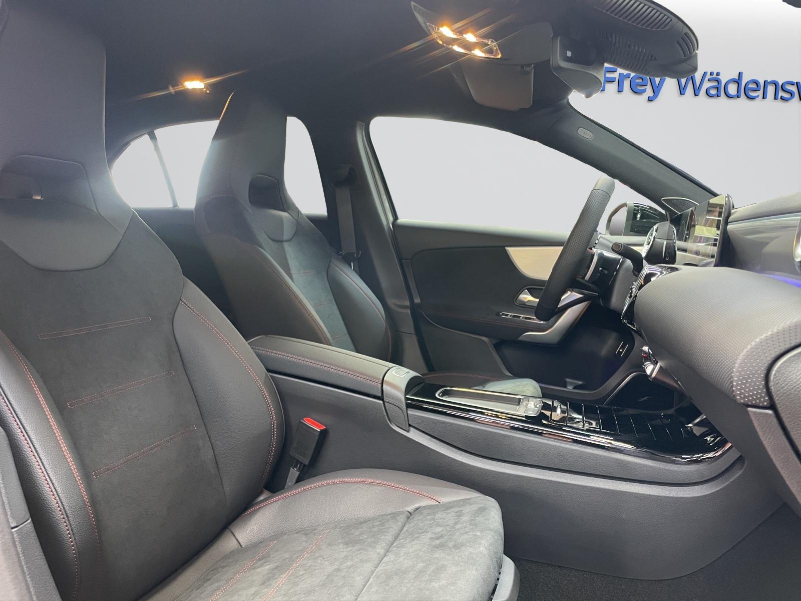 MERCEDES-BENZ A 250 e EQ Star AMG Line-image-5