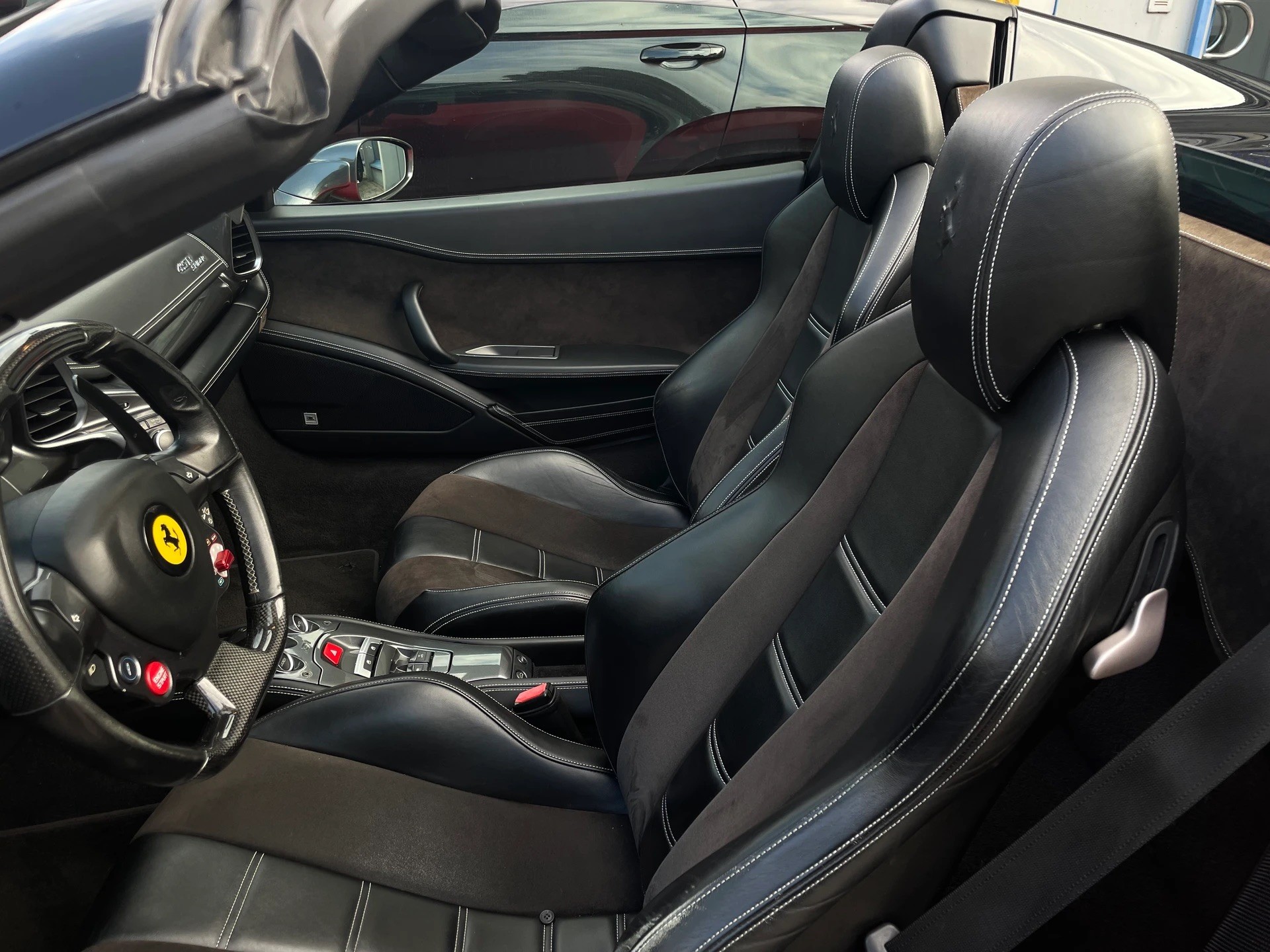 FERRARI 458 Spider Italia 4.5 V8-image-8
