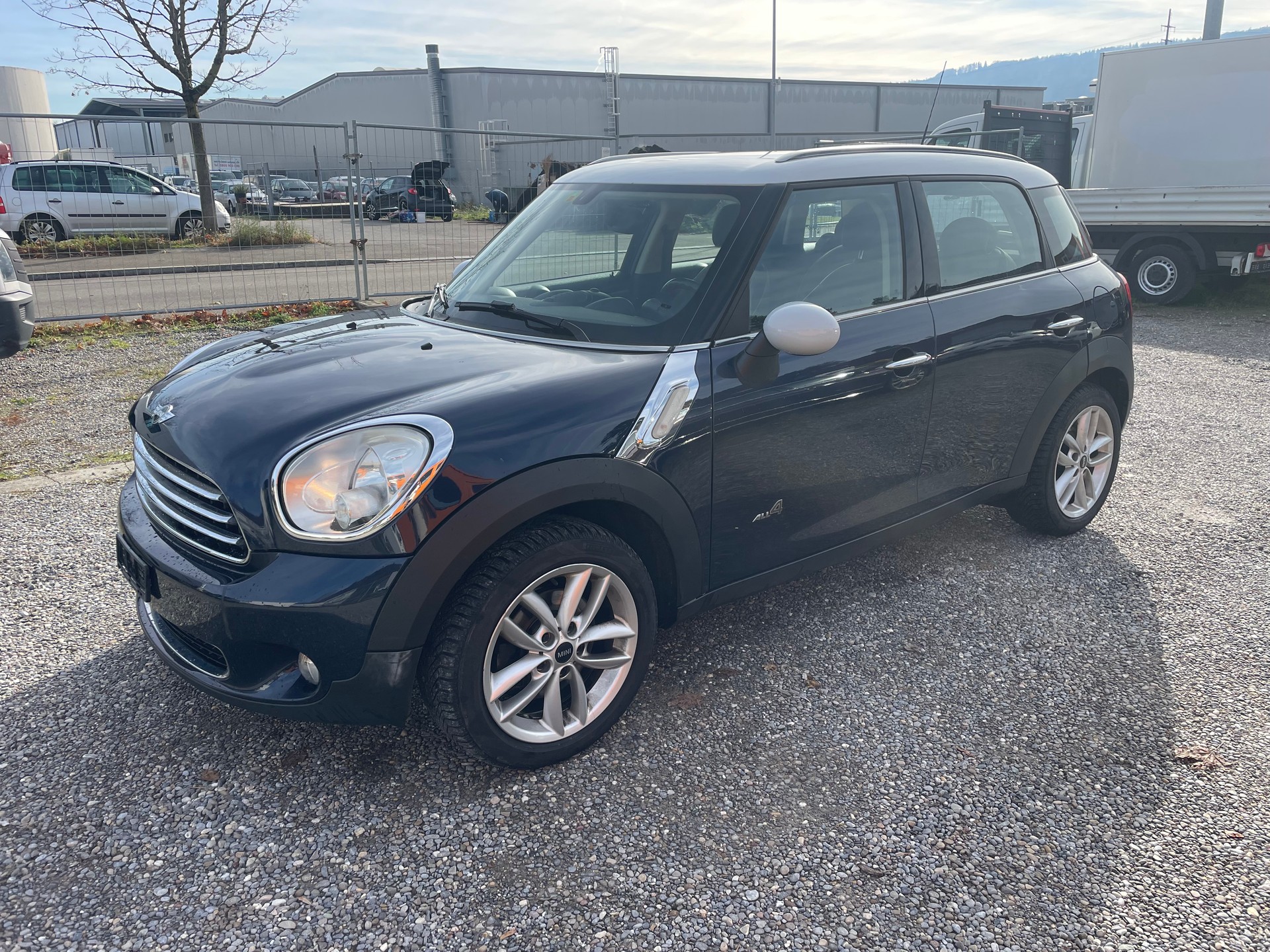 MINI Countryman Cooper D ALL4-image-6